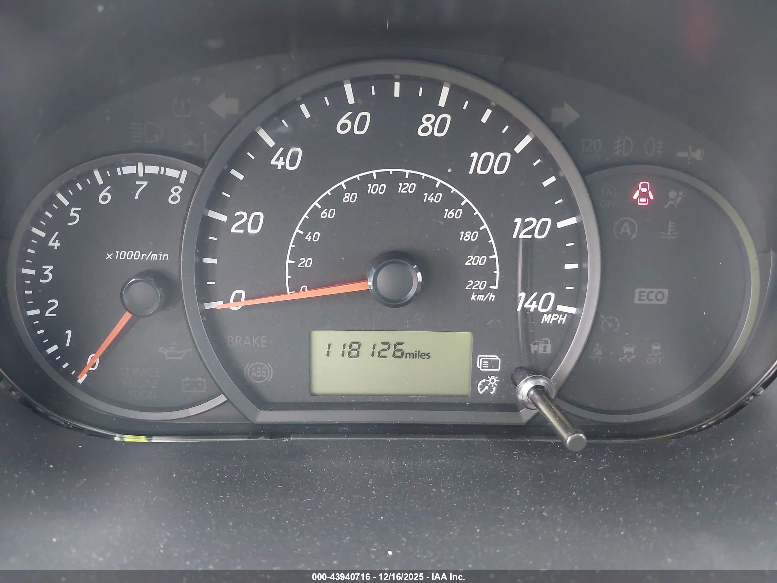 MITSUBISHI MIRAGE image 7