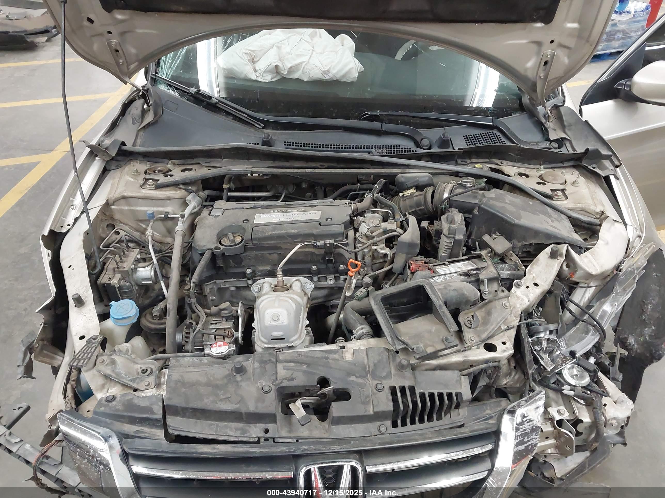 HONDA ACCORD image 10
