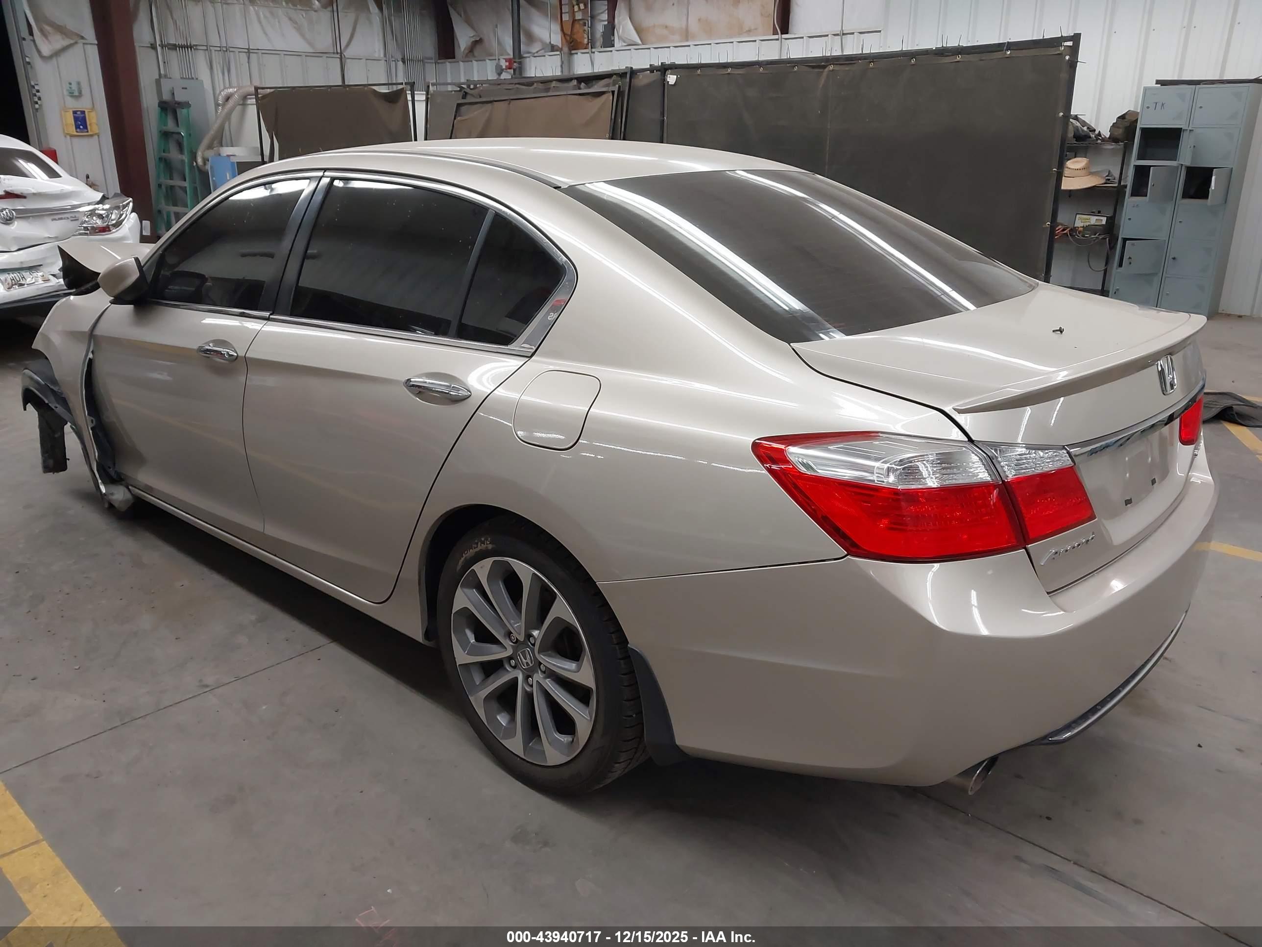 HONDA ACCORD image 3