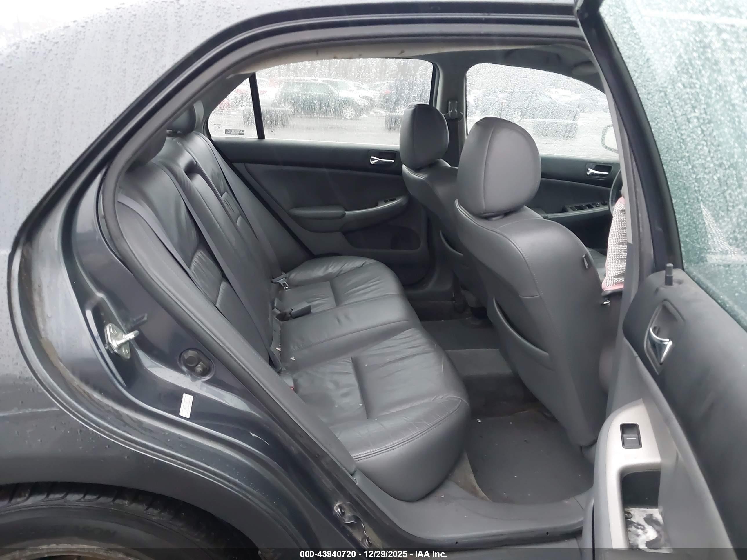 HONDA ACCORD image 8