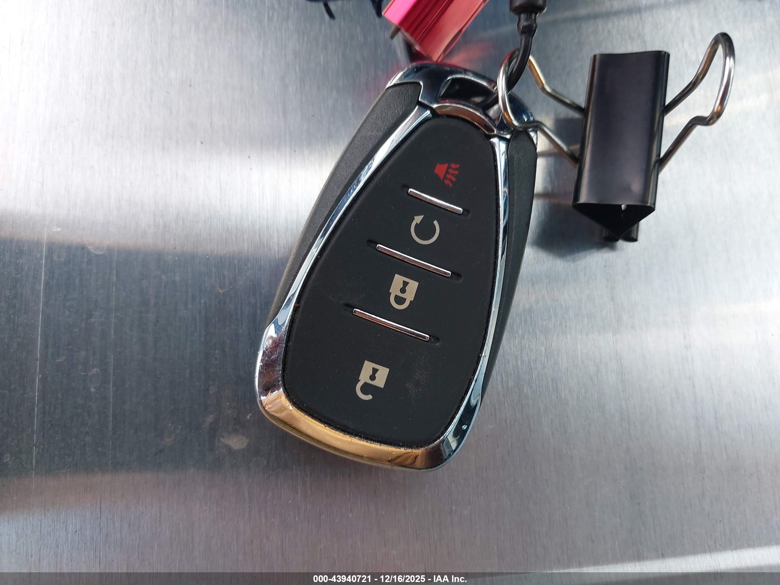 CHEVROLET TRAX image 11