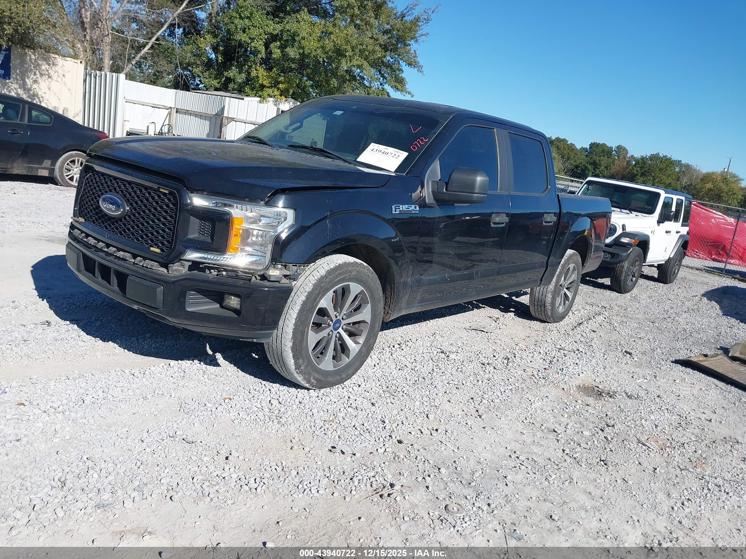 FORD F-150 image 2