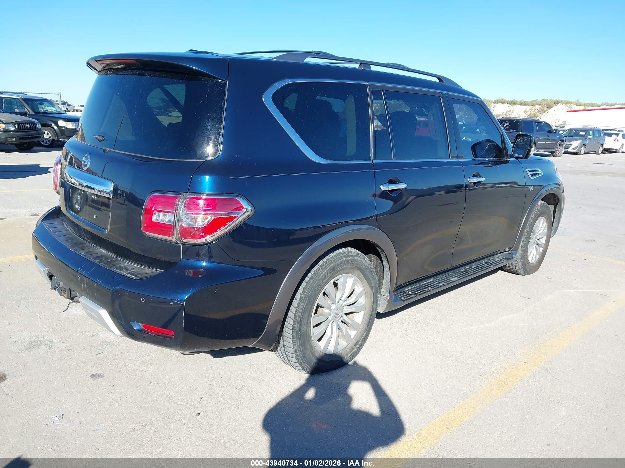 NISSAN ARMADA image 4