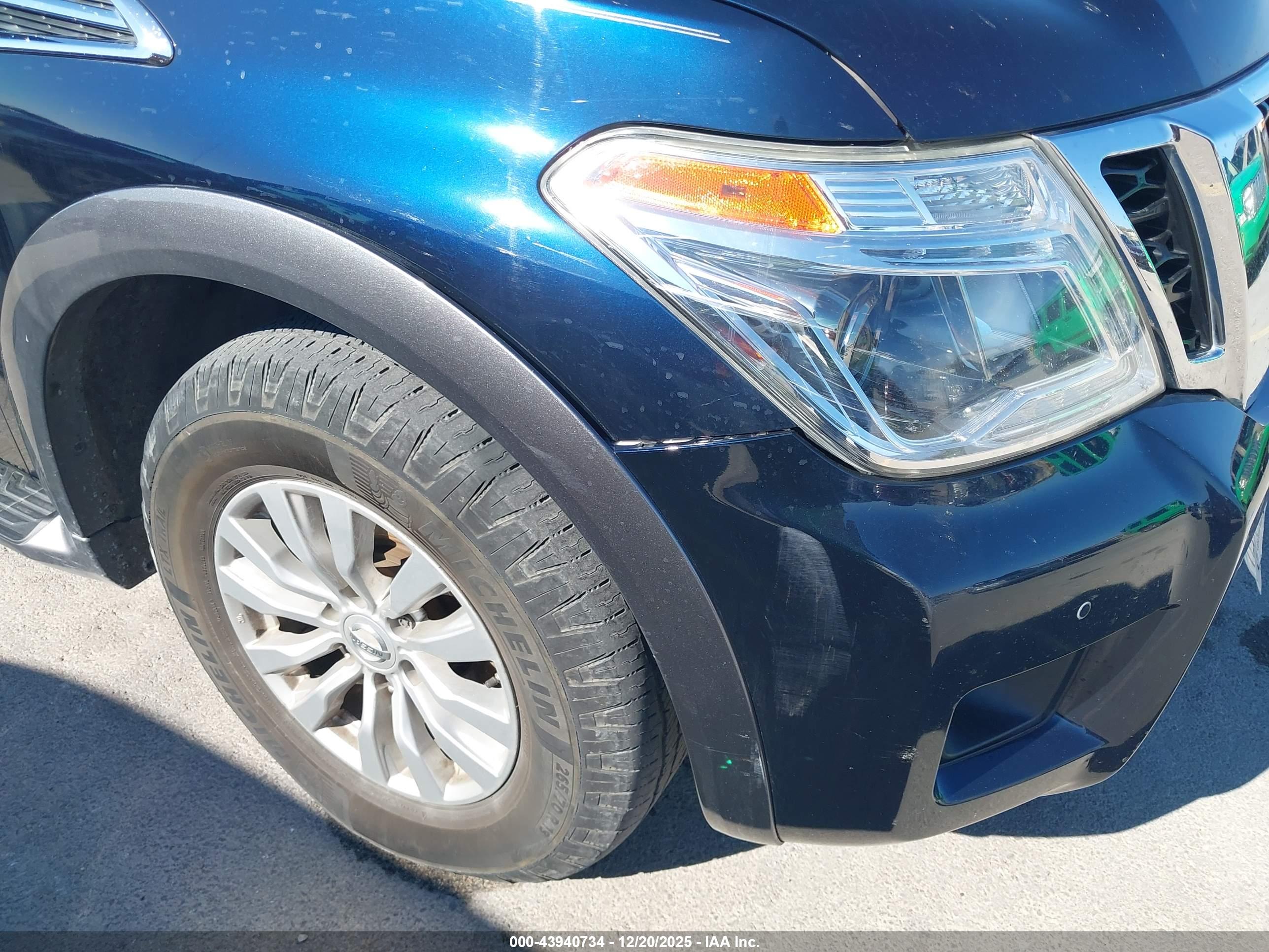 NISSAN ARMADA image 6