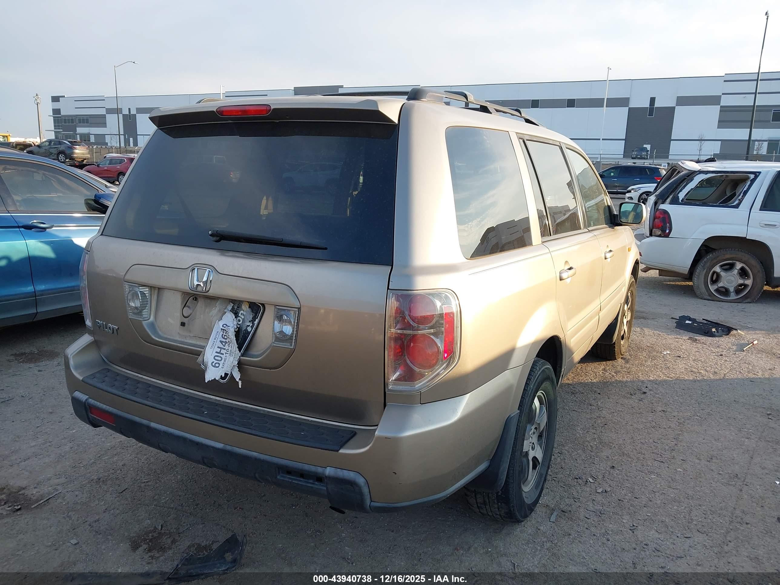 HONDA PILOT image 4
