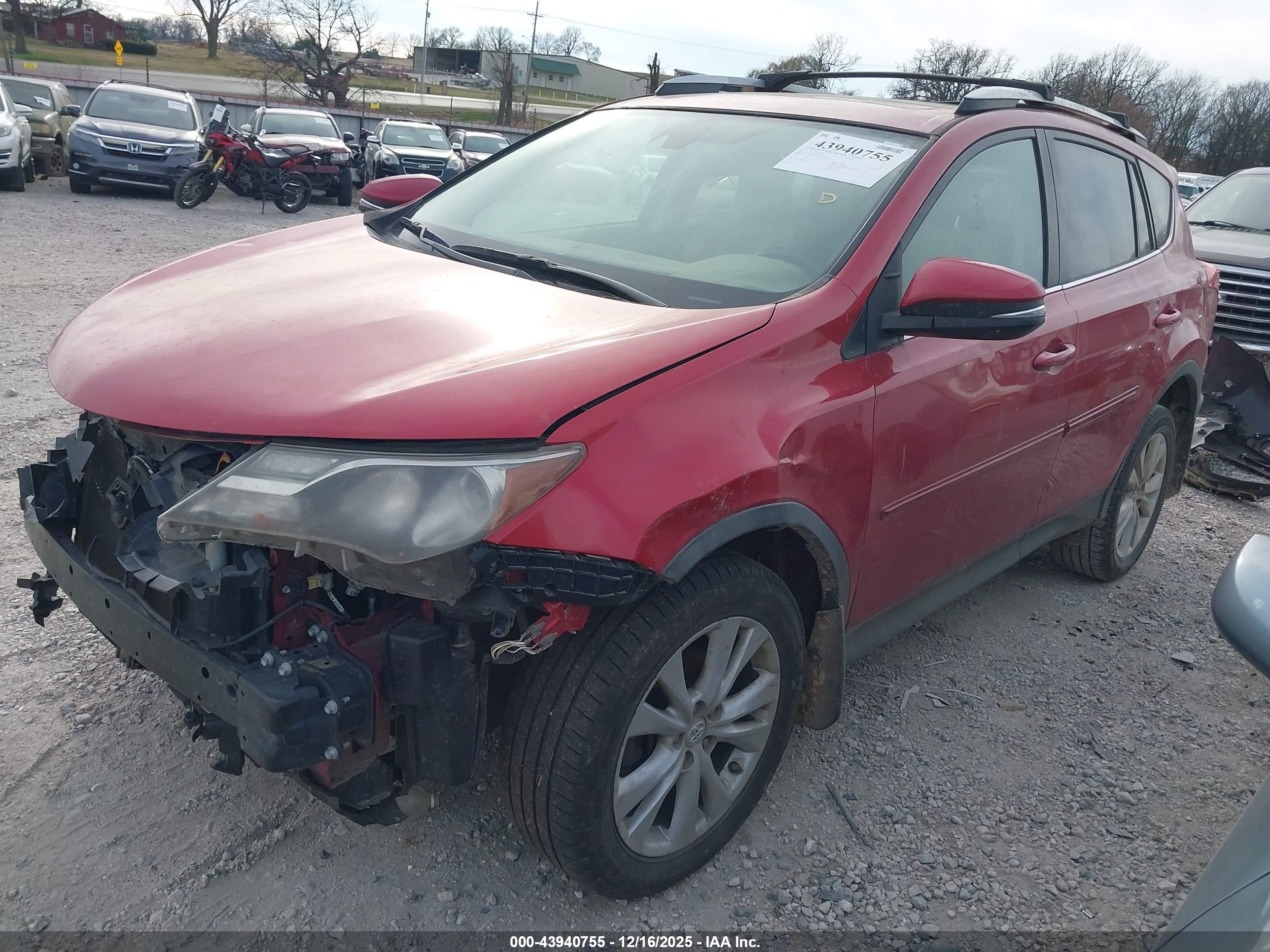 TOYOTA RAV4 image 2