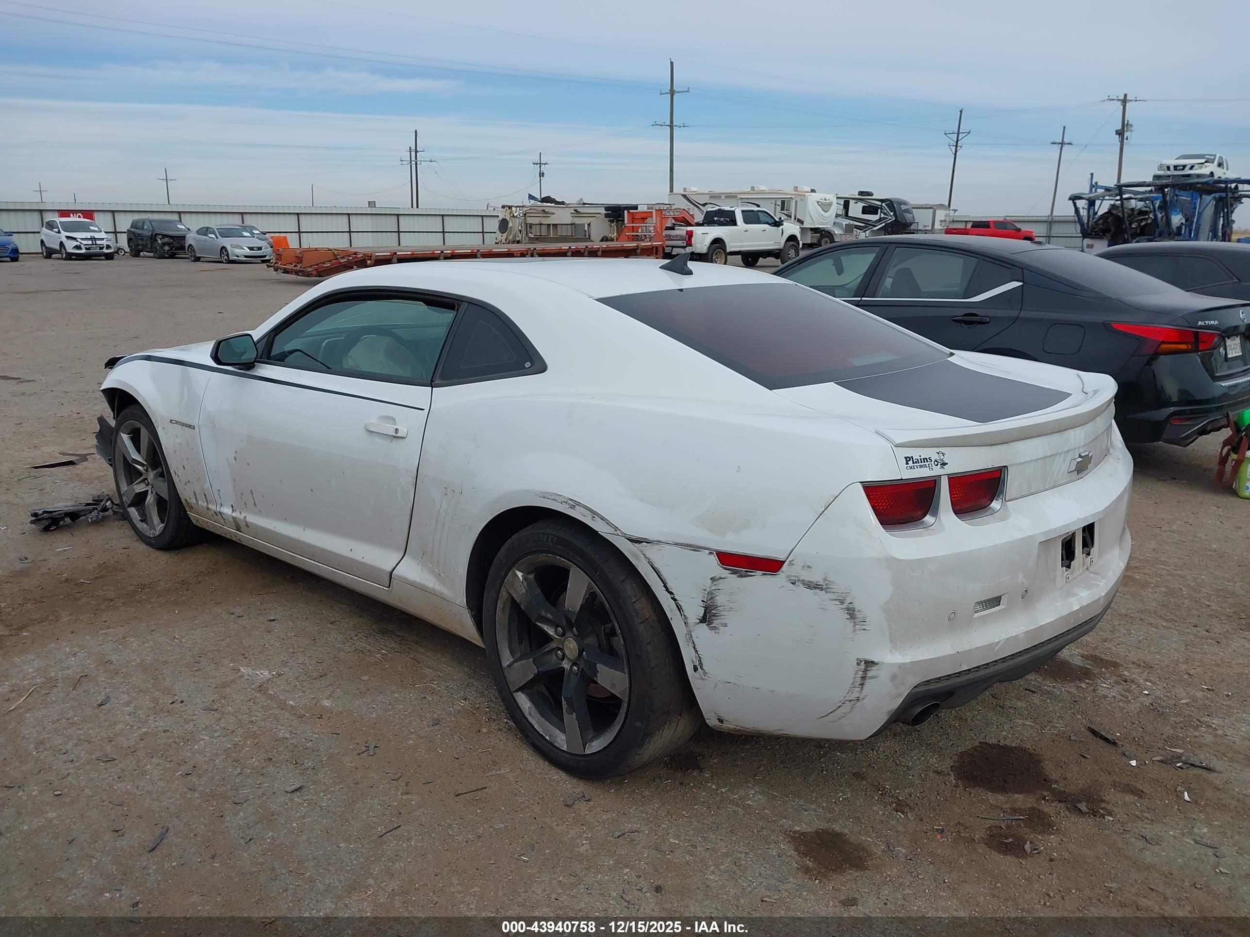 CHEVROLET CAMARO image 3