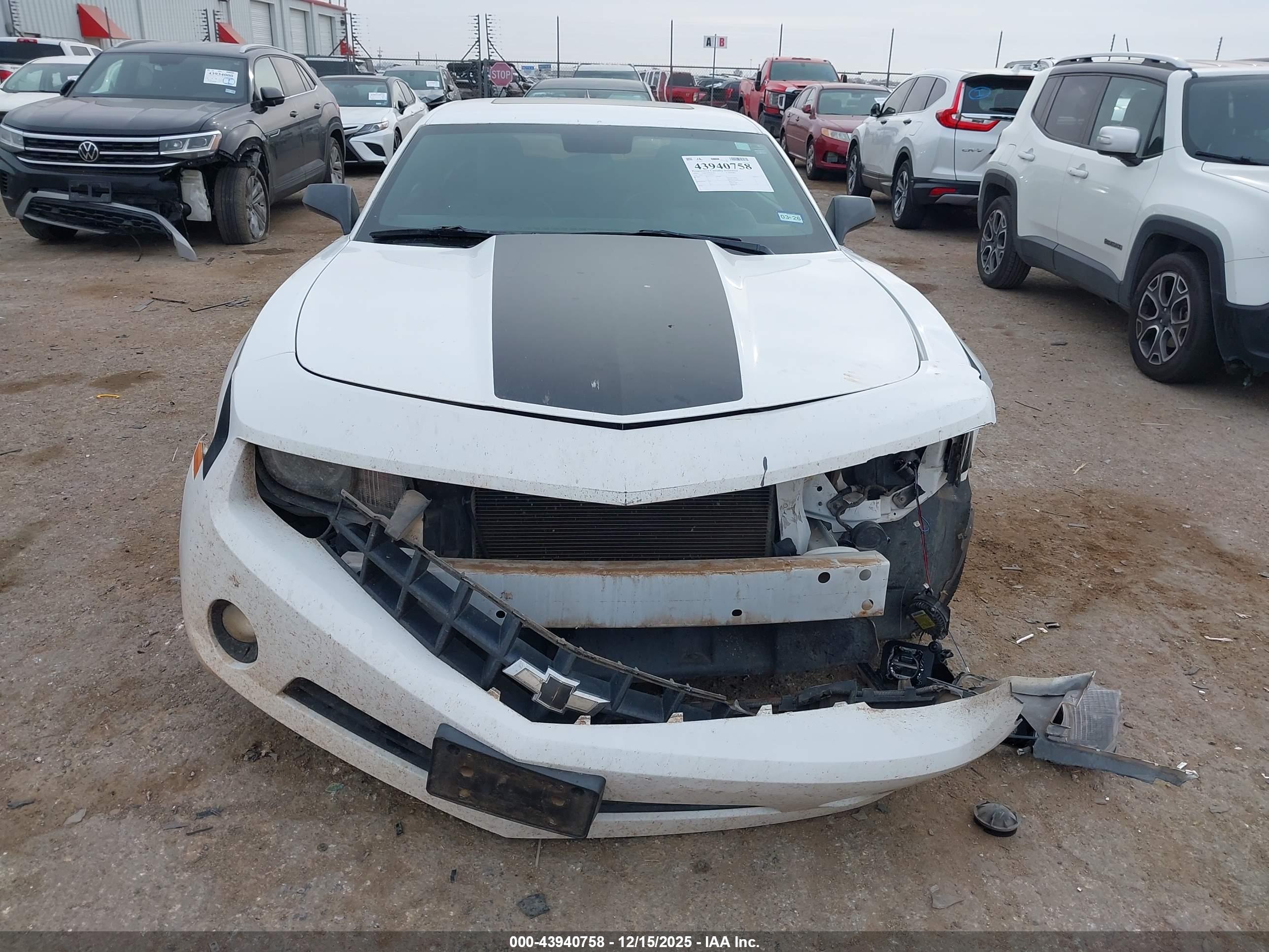 CHEVROLET CAMARO image 6