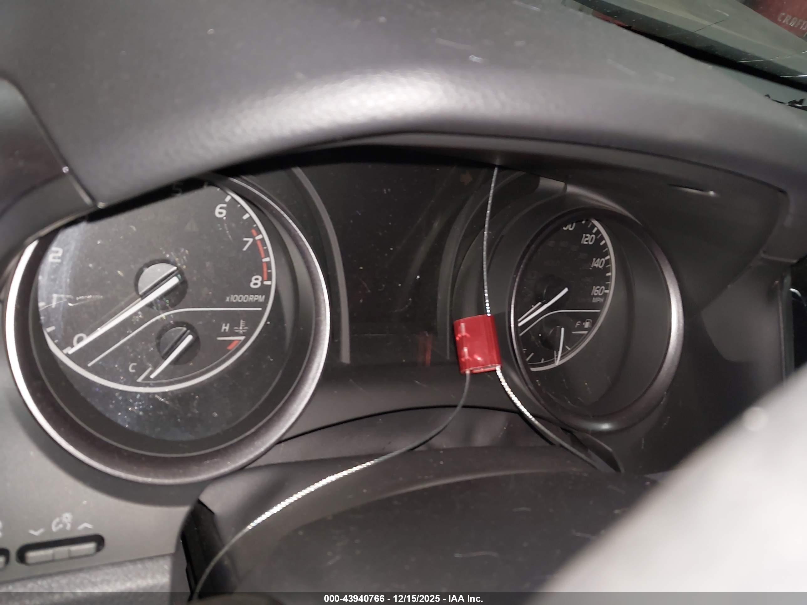 TOYOTA CAMRY image 7