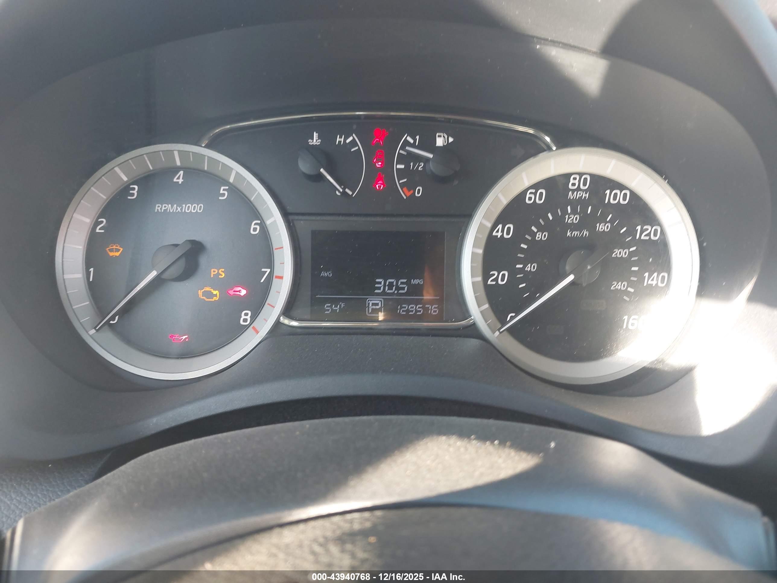 NISSAN SENTRA image 7