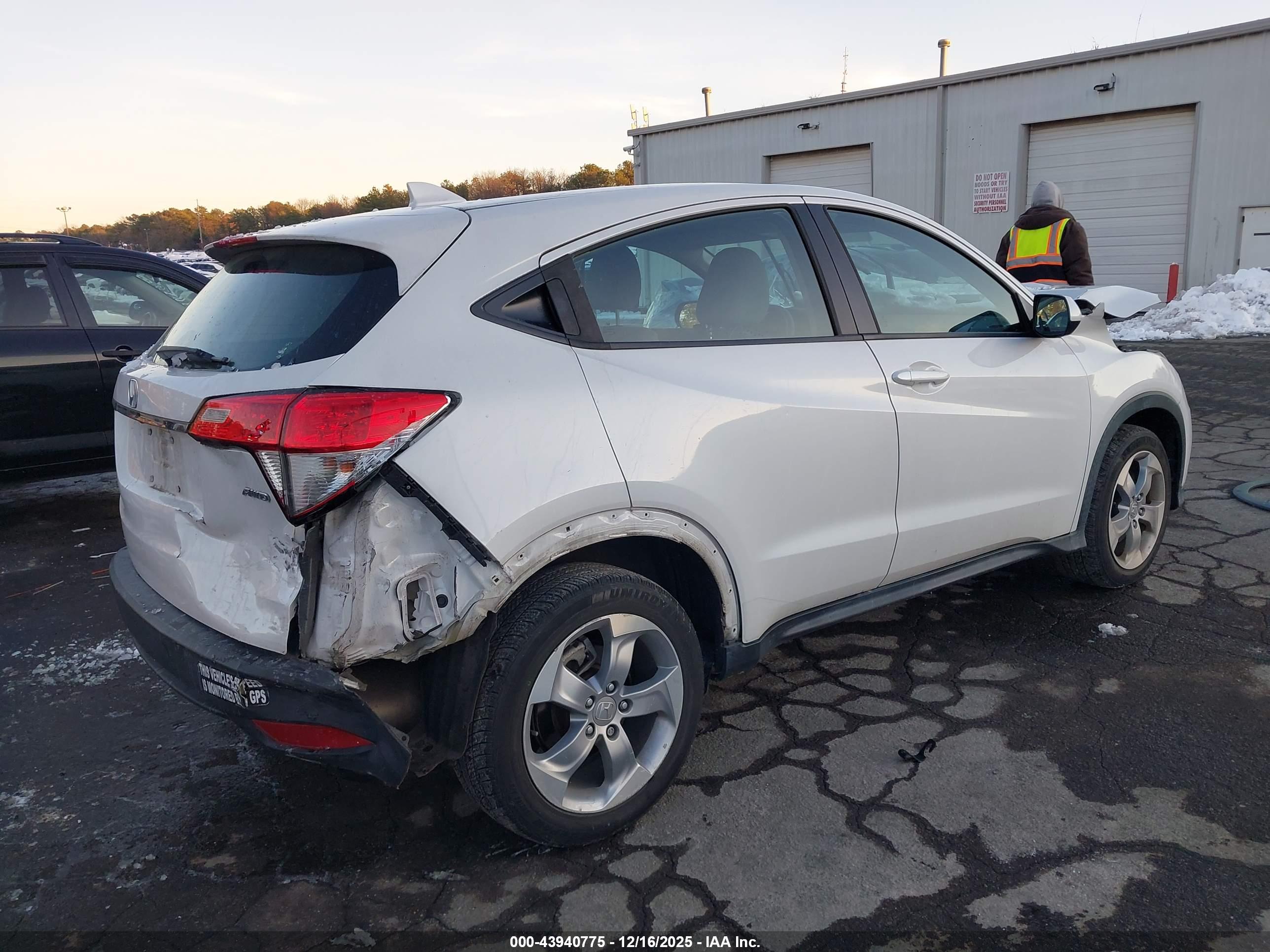 HONDA HR-V image 4