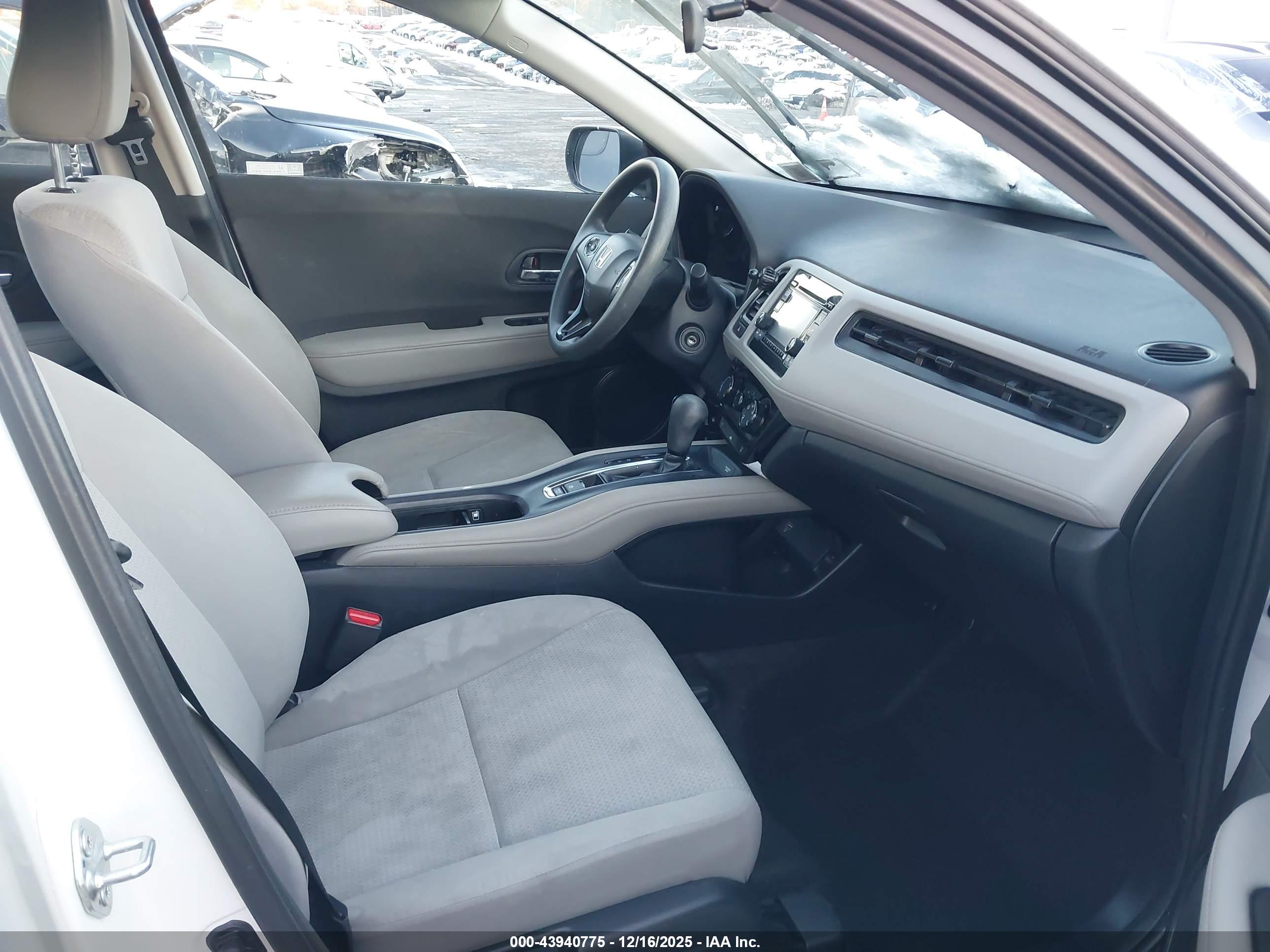 HONDA HR-V image 5