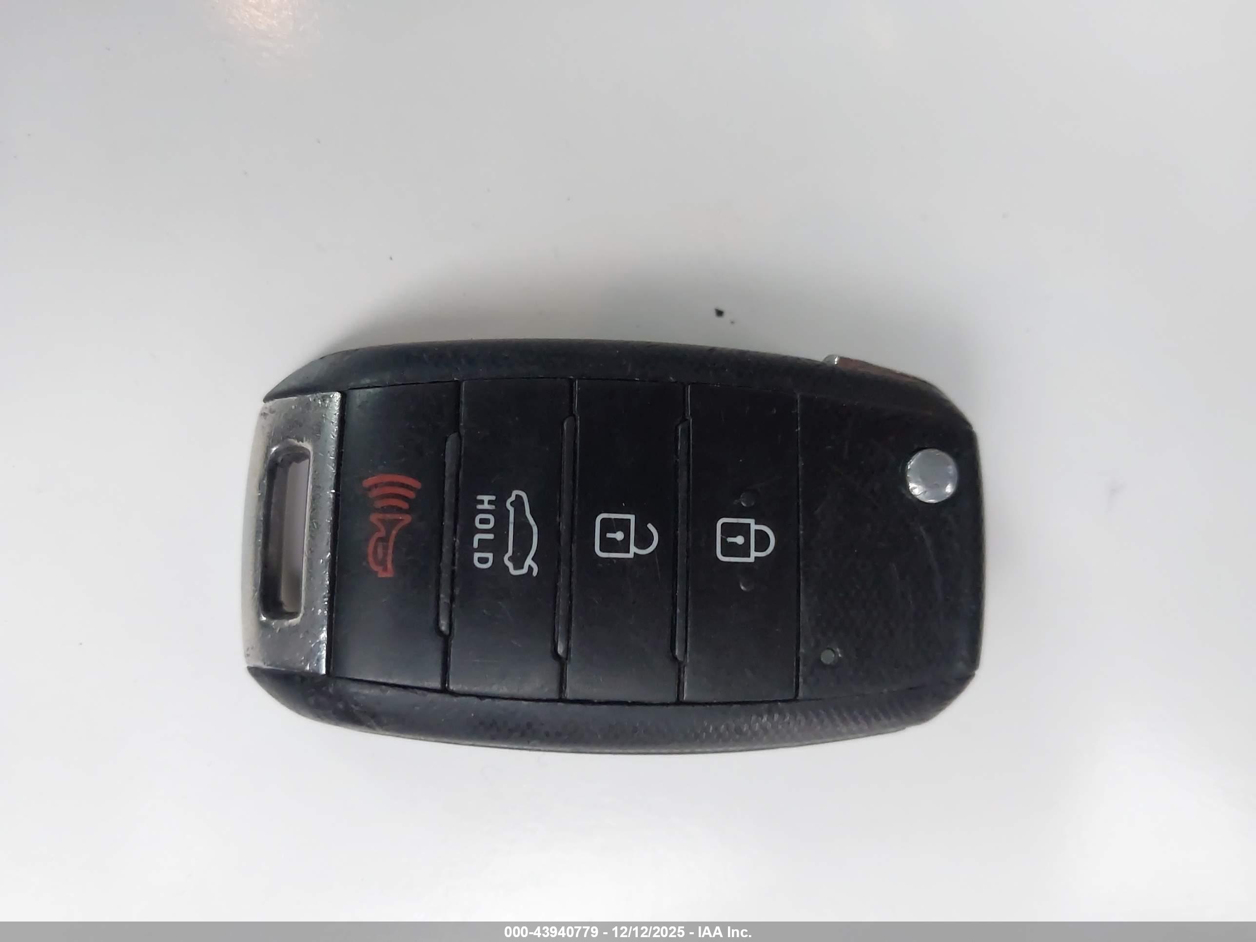 KIA OPTIMA image 11