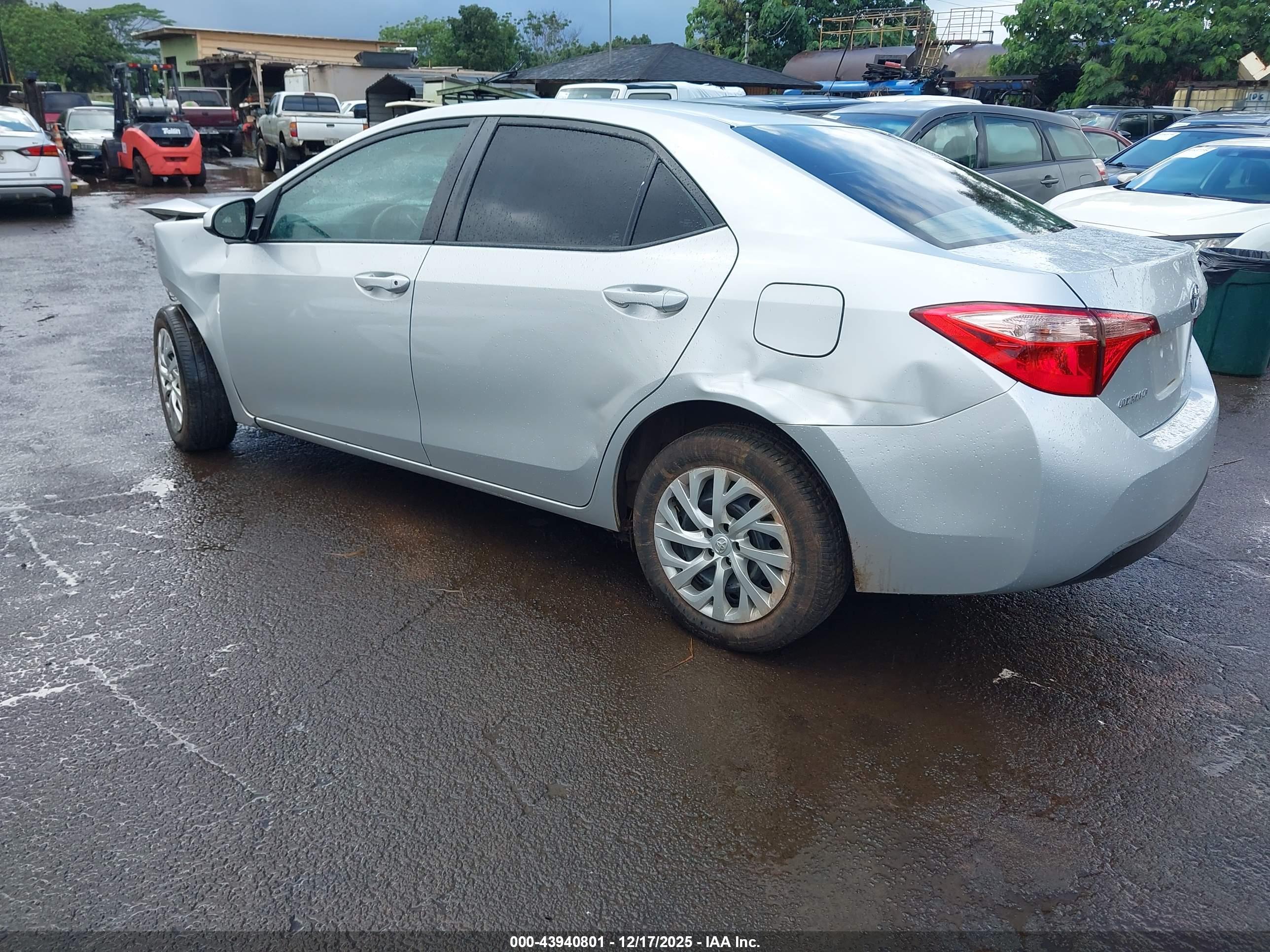 TOYOTA COROLLA image 3