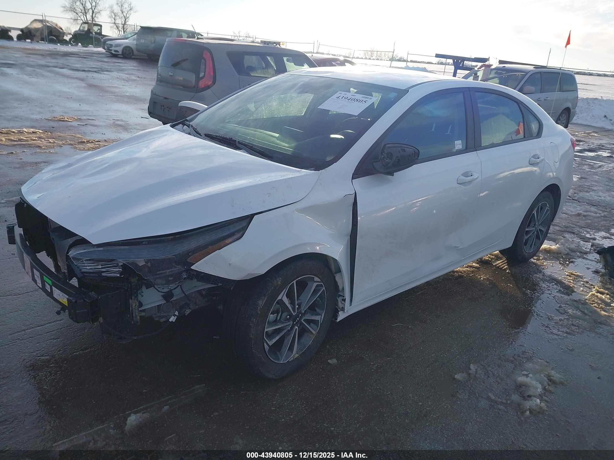 KIA FORTE image 2