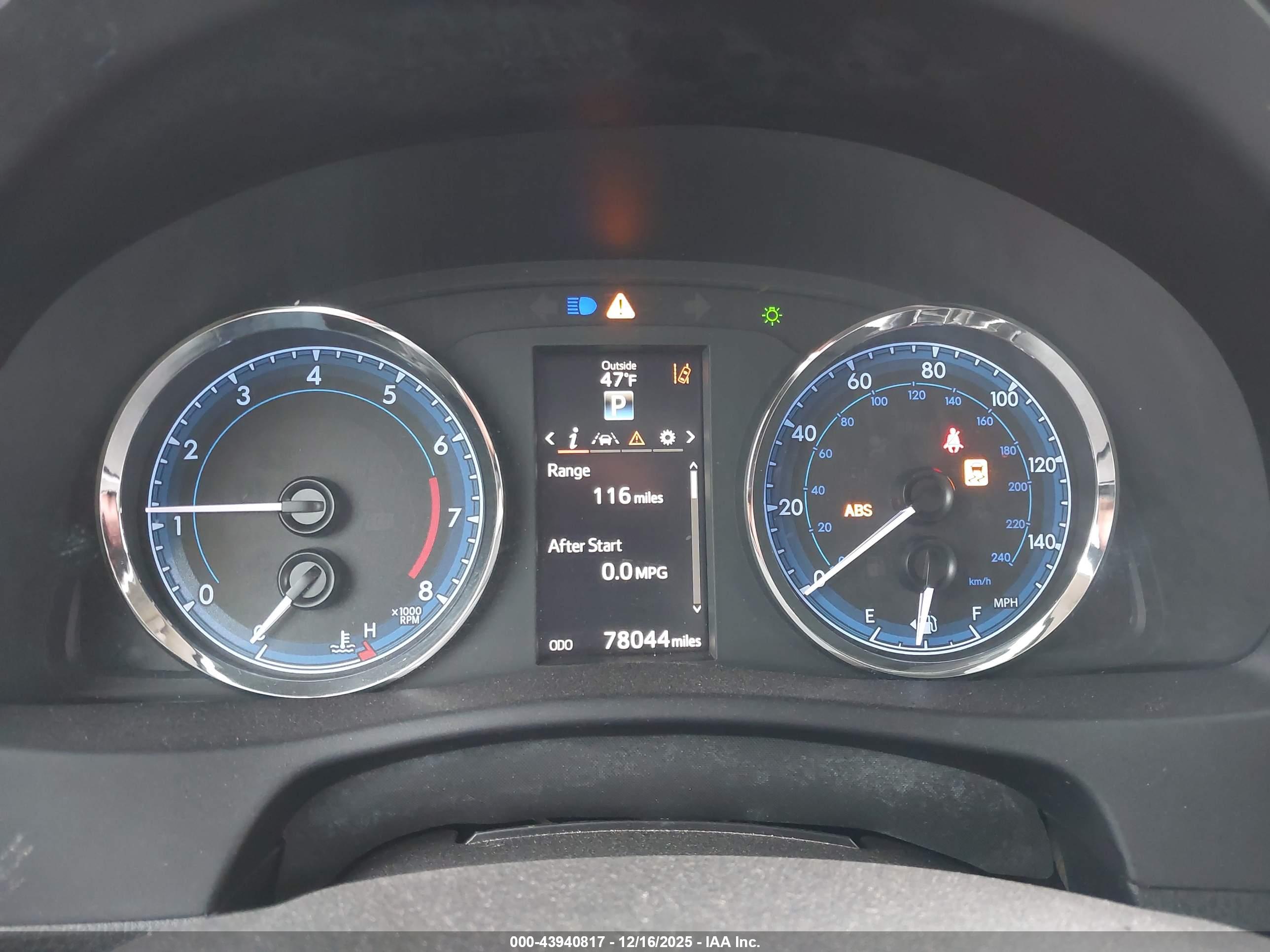 TOYOTA COROLLA image 7