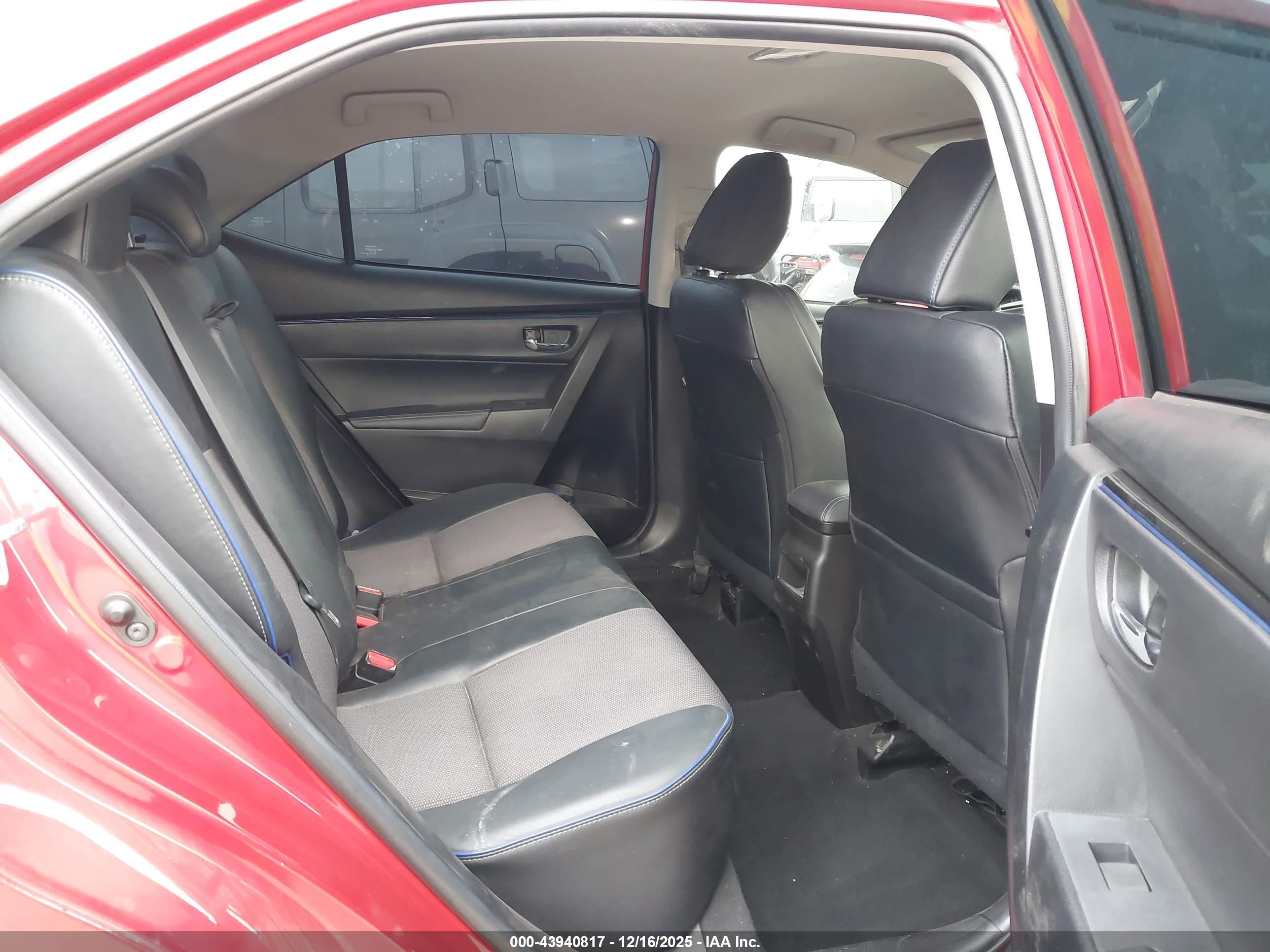 TOYOTA COROLLA image 8