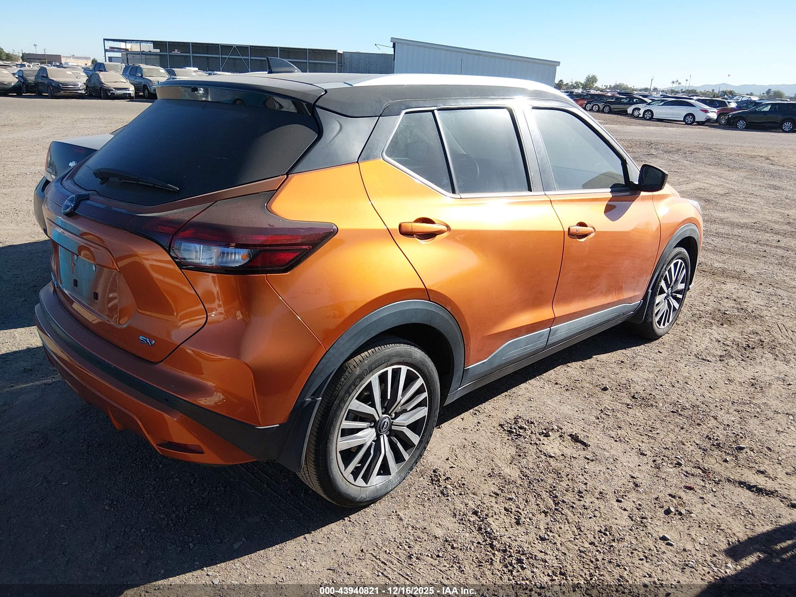 NISSAN KICKS image 4