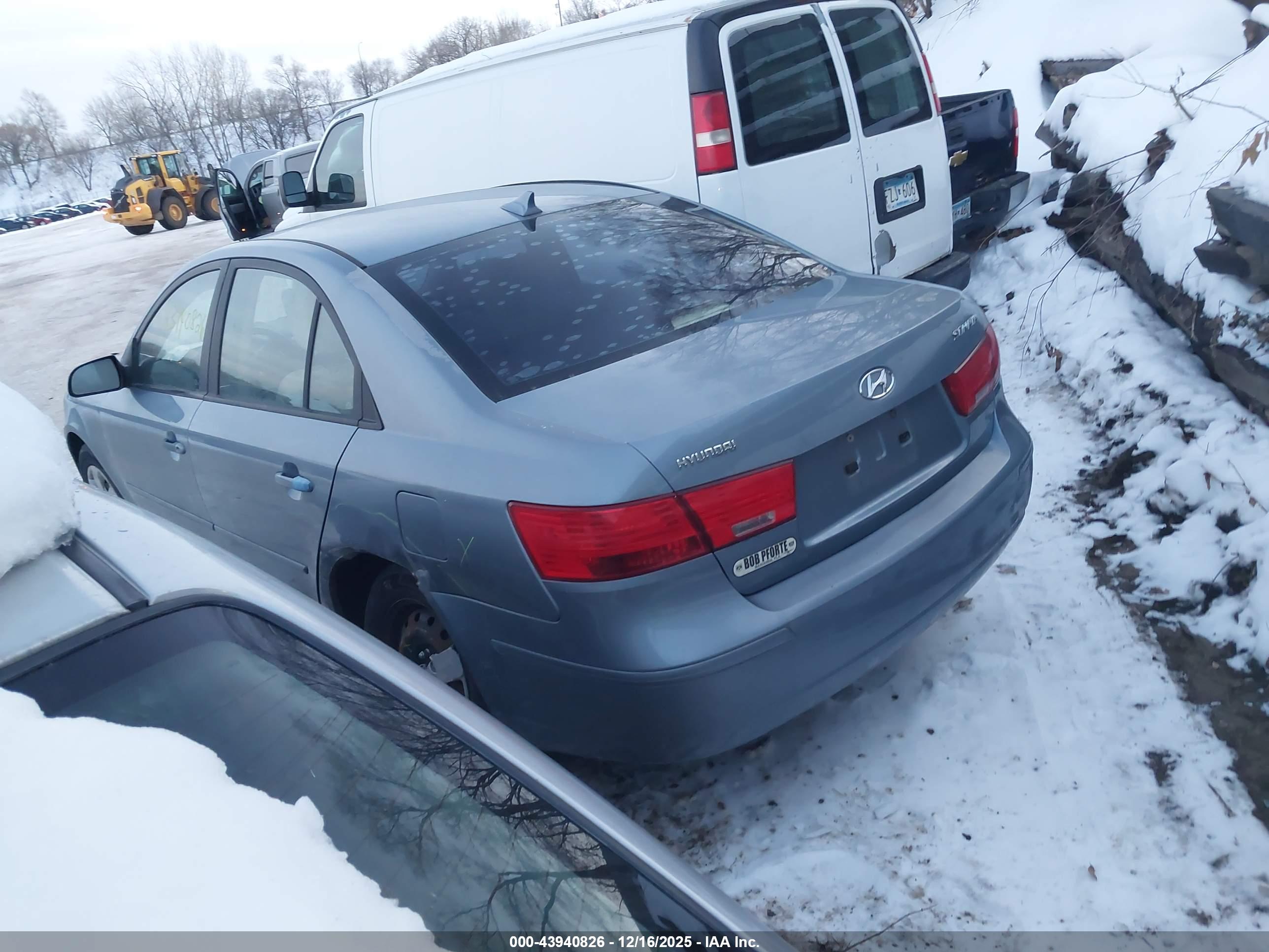 HYUNDAI SONATA image 3