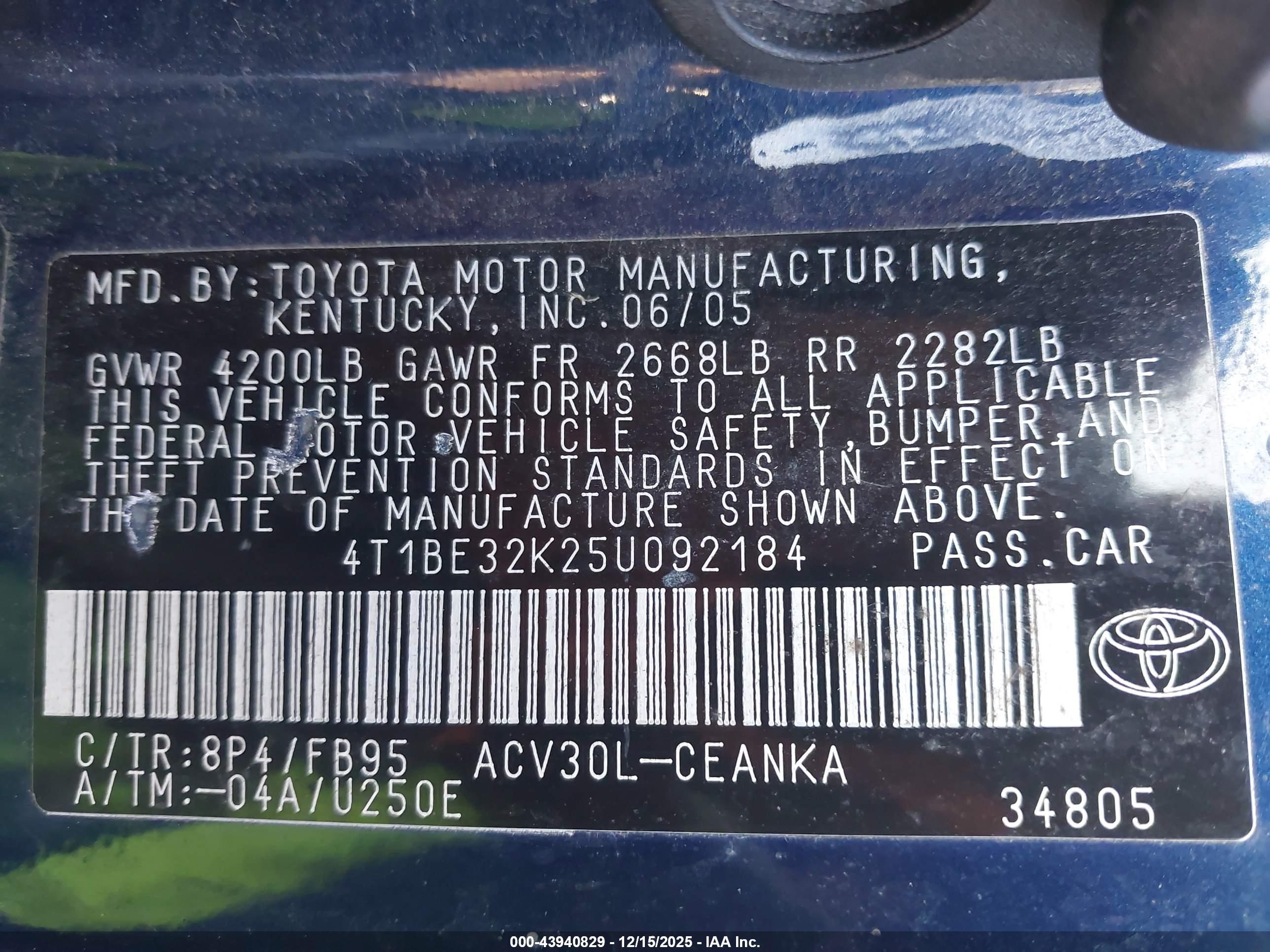 TOYOTA CAMRY image 9