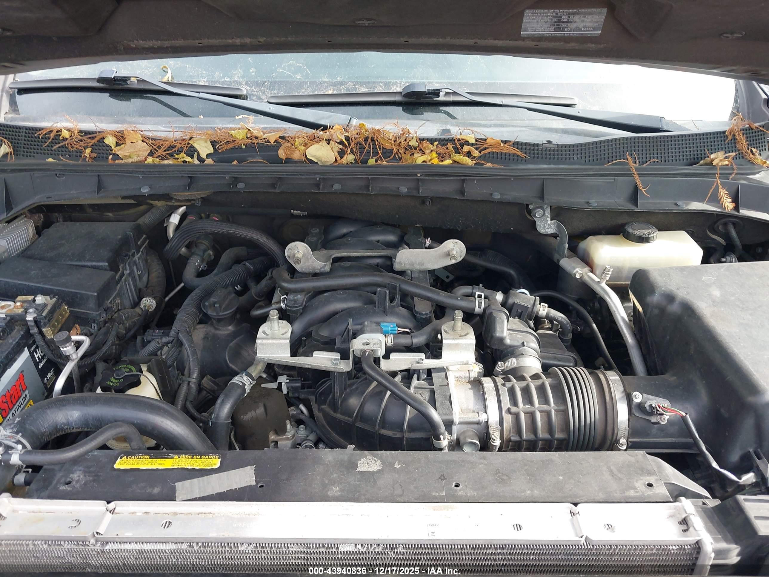NISSAN TITAN image 10