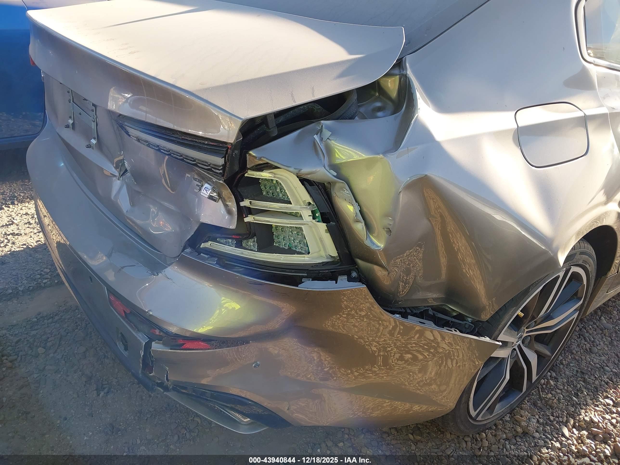 VOLVO S60 image 6