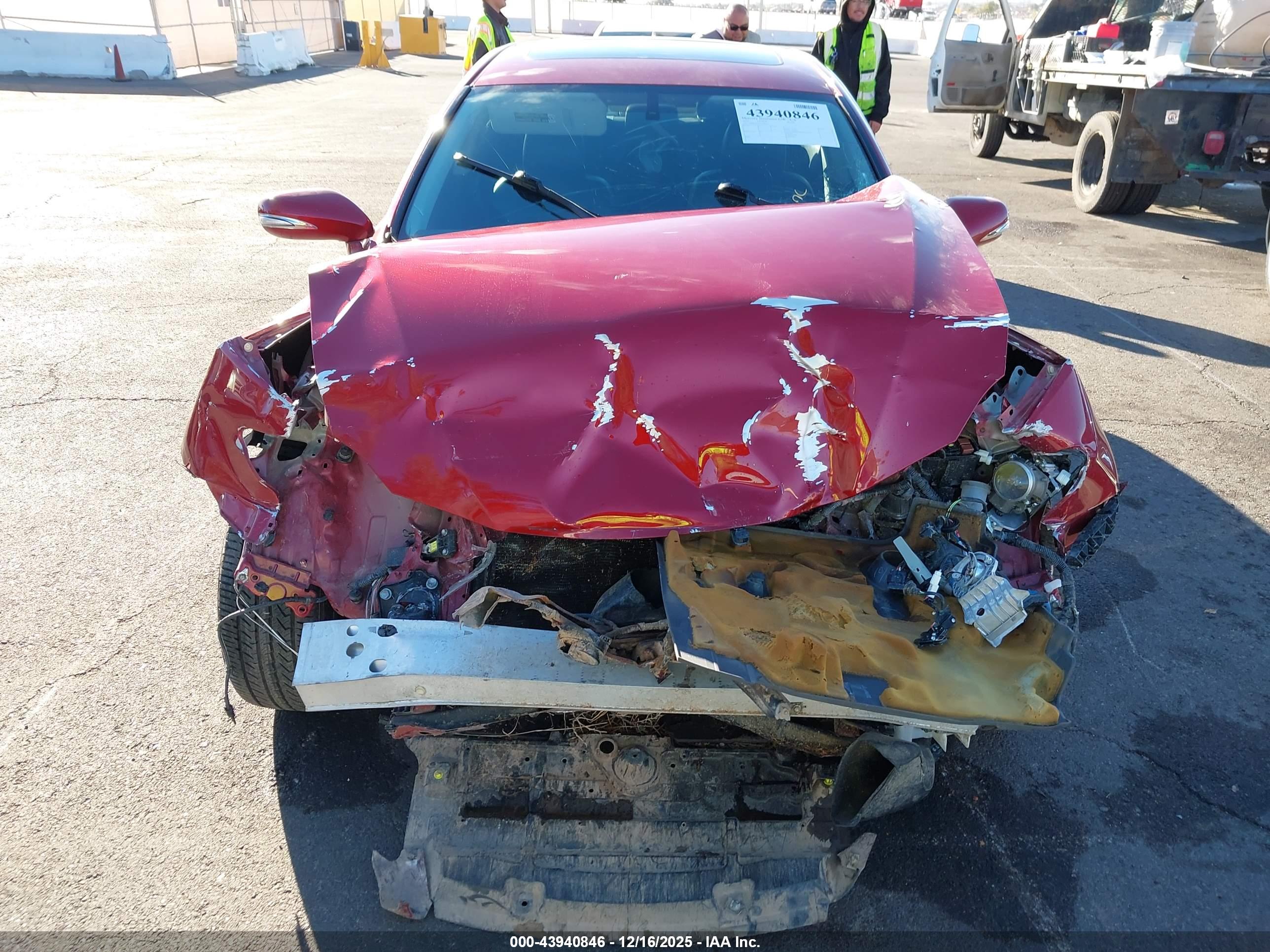 LEXUS IS image 6