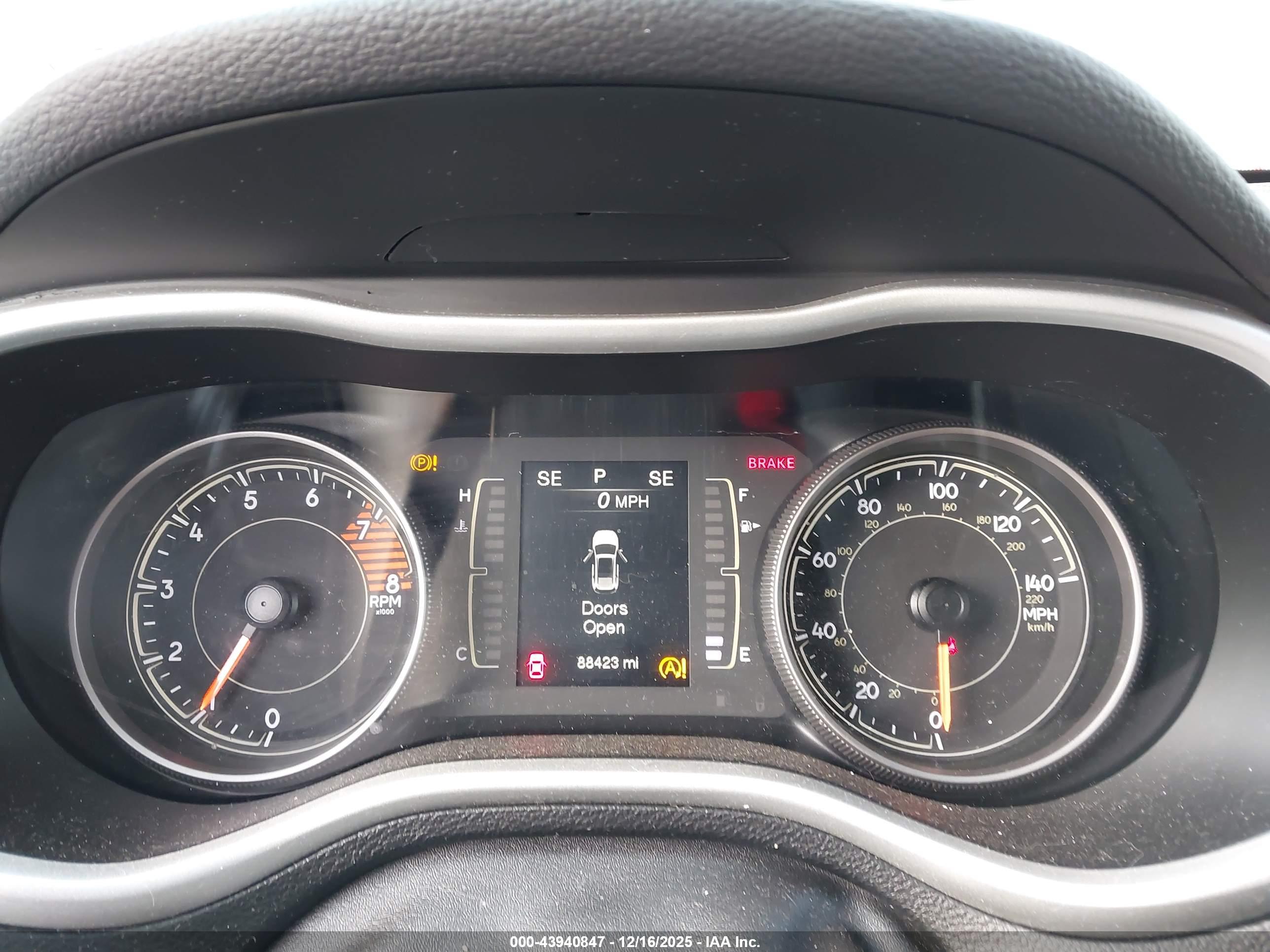 JEEP CHEROKEE image 7