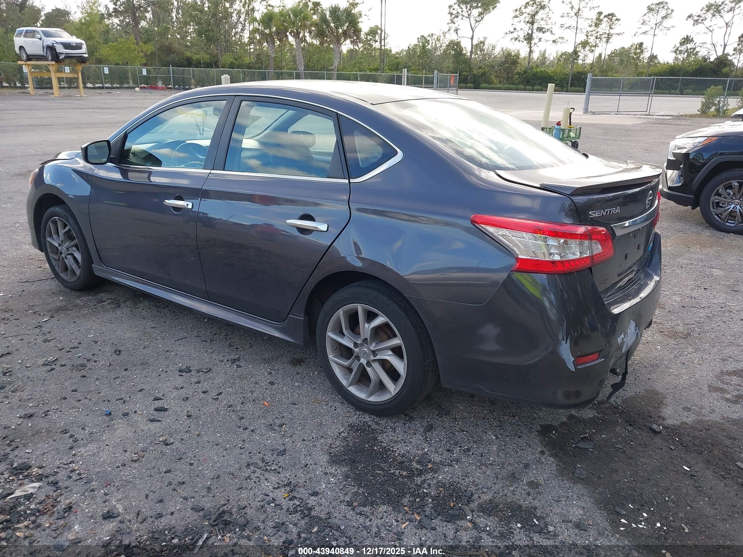 NISSAN SENTRA image 3
