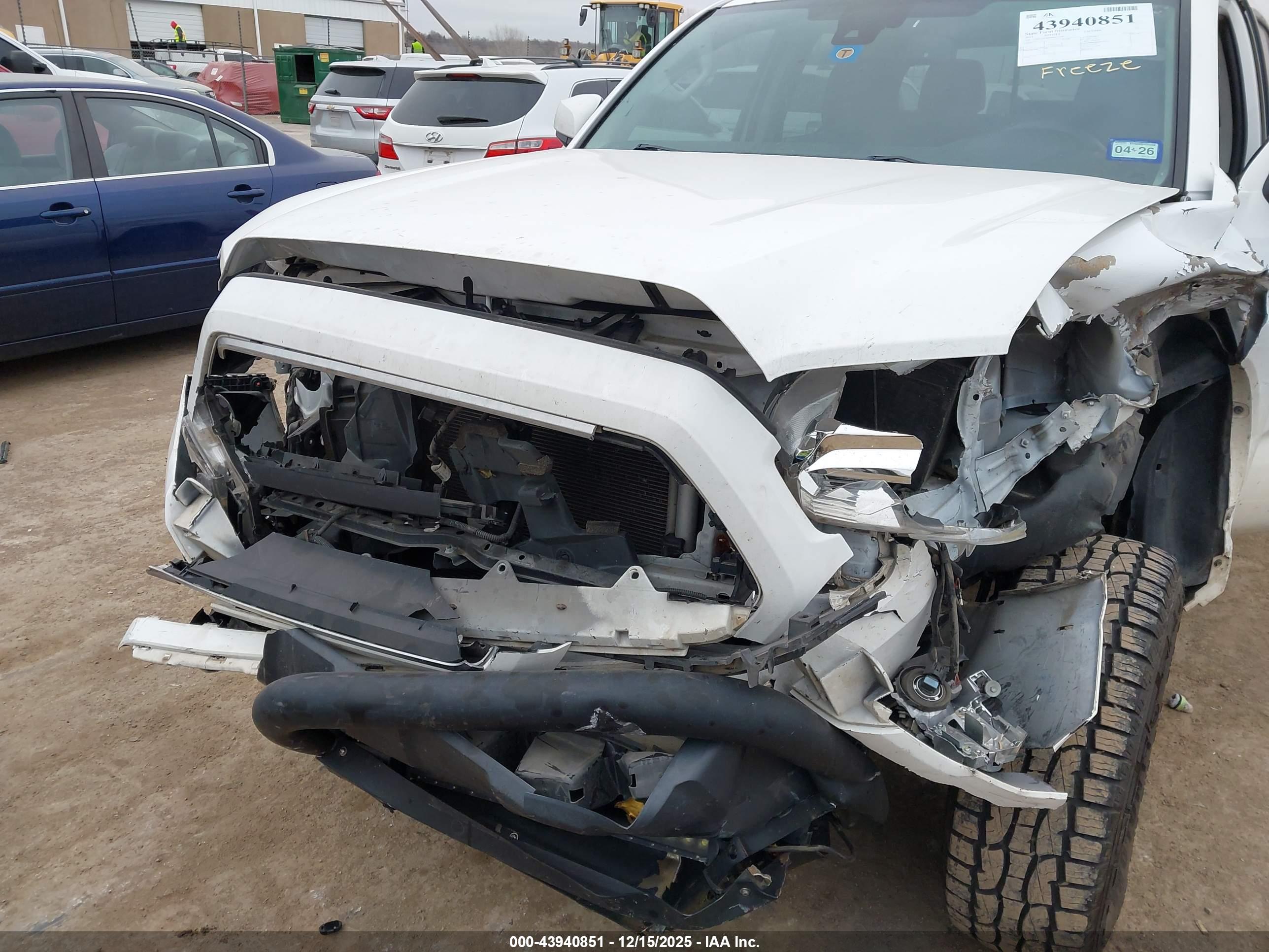 TOYOTA TACOMA image 6