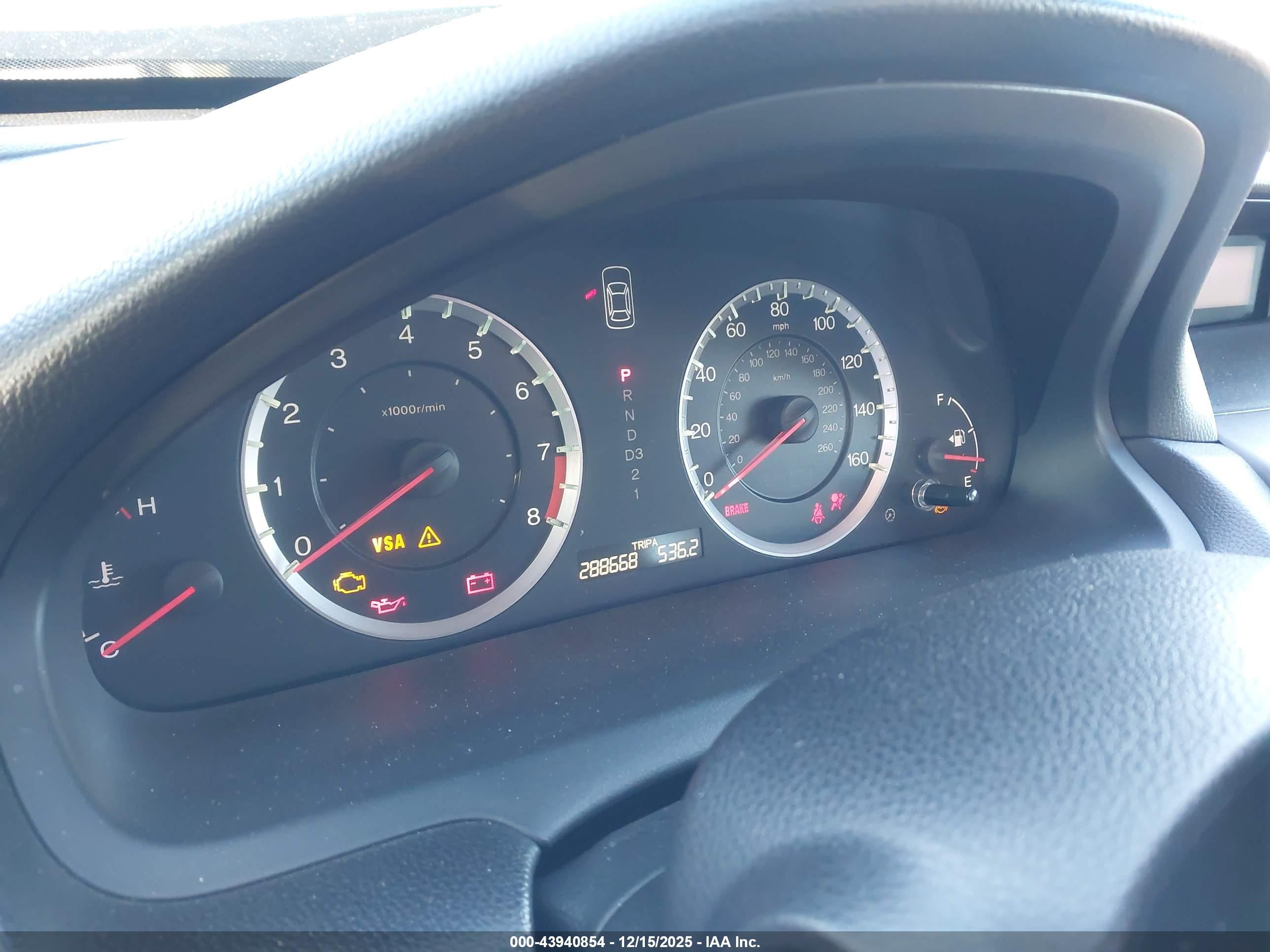 HONDA ACCORD image 7
