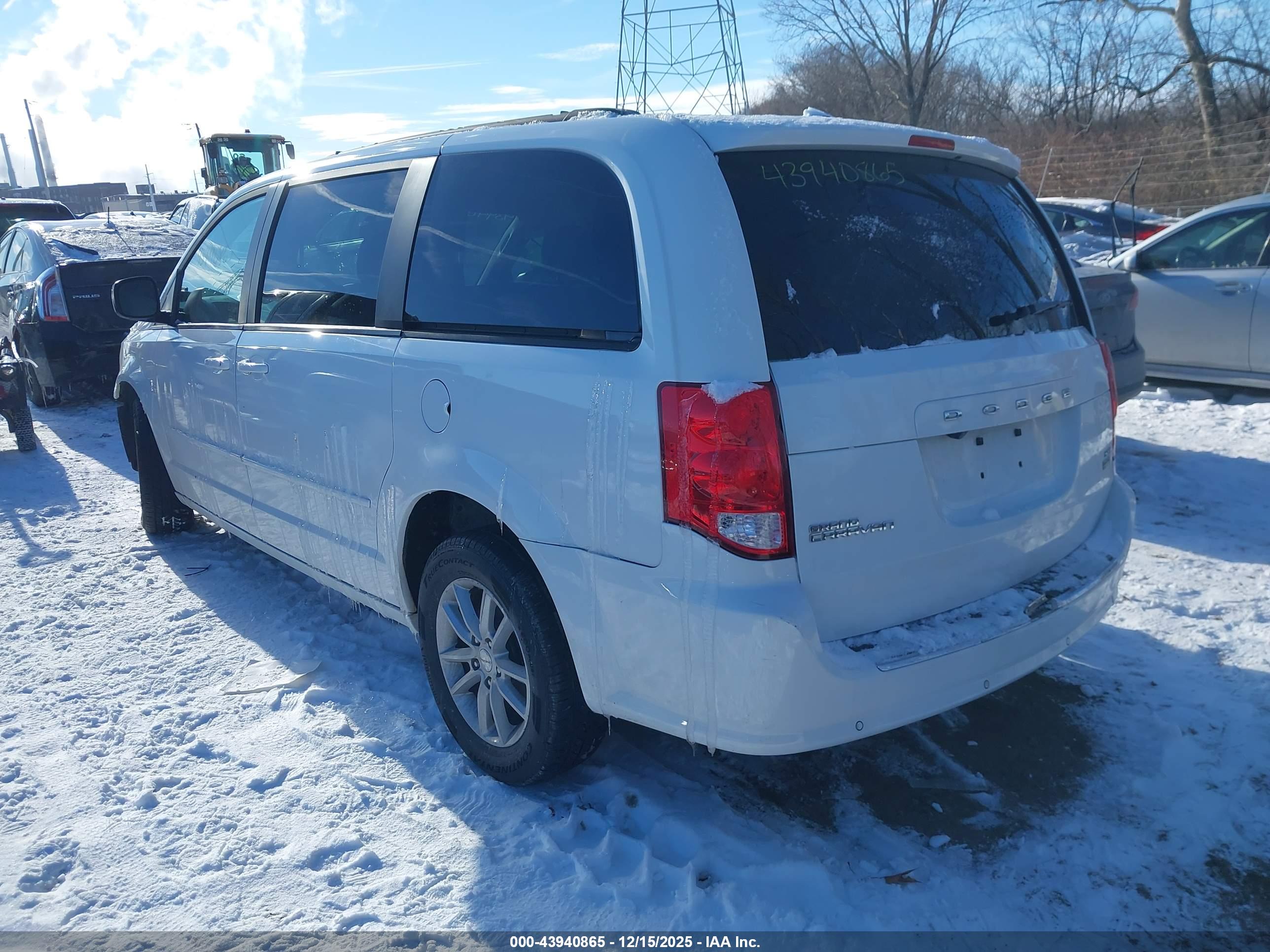 DODGE GRAND image 3