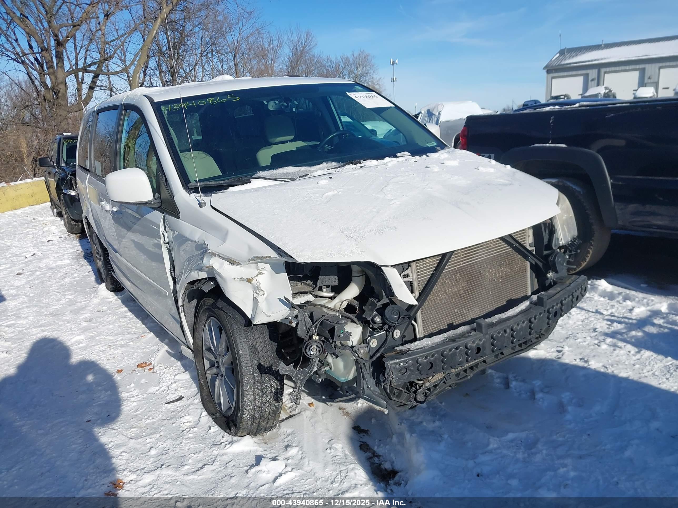 DODGE GRAND image 6