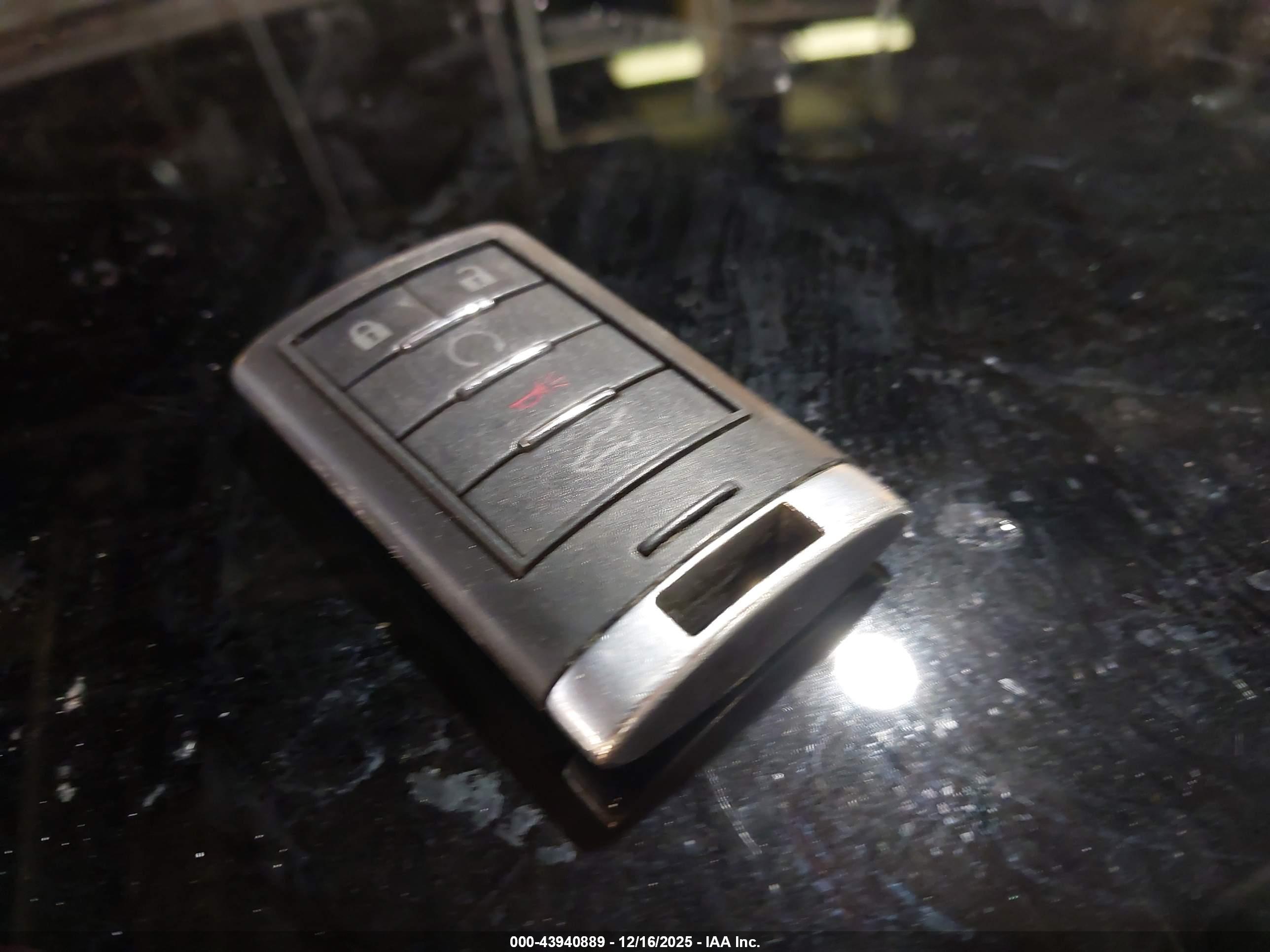 CADILLAC SRX image 11