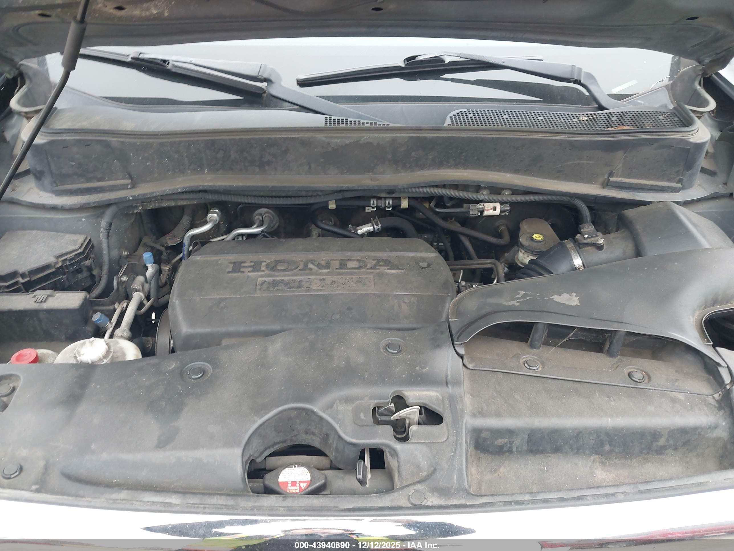 HONDA PILOT image 10