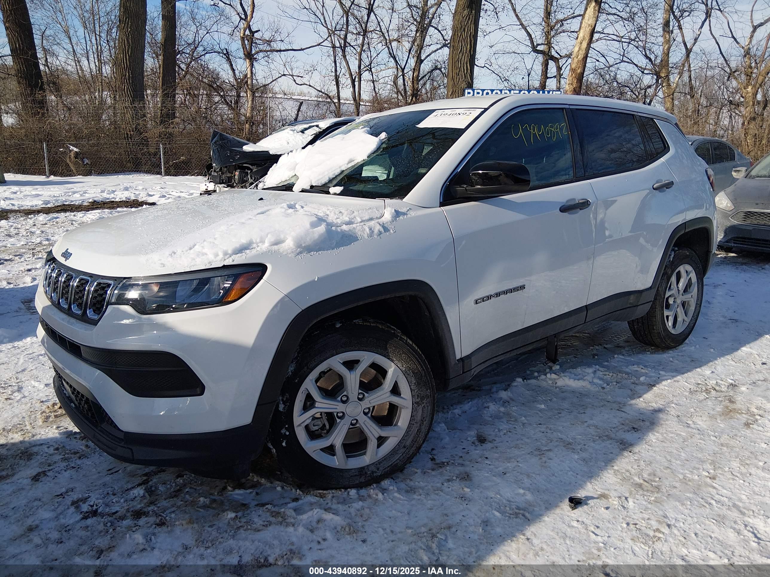 JEEP COMPASS image 2