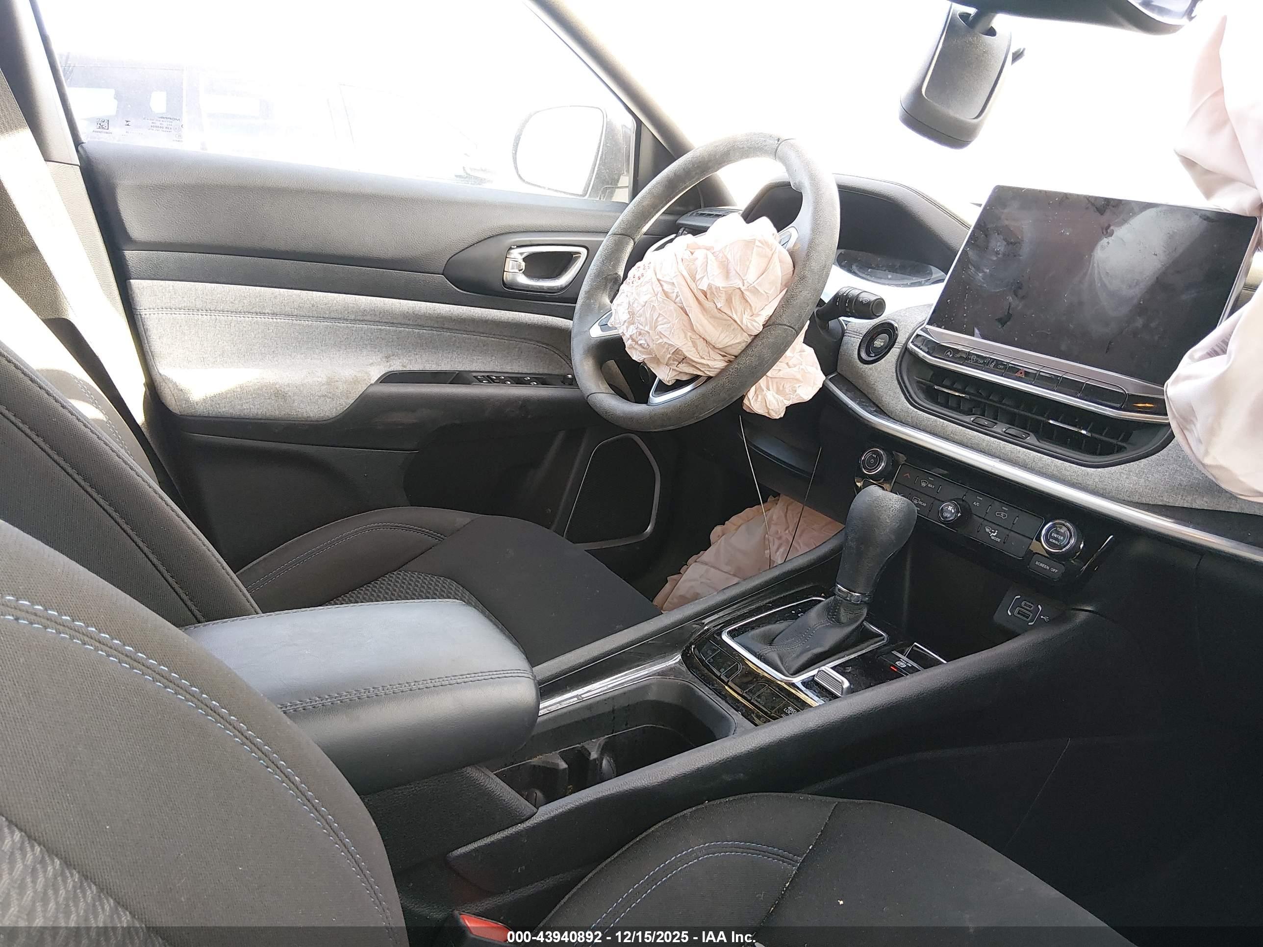 JEEP COMPASS image 5