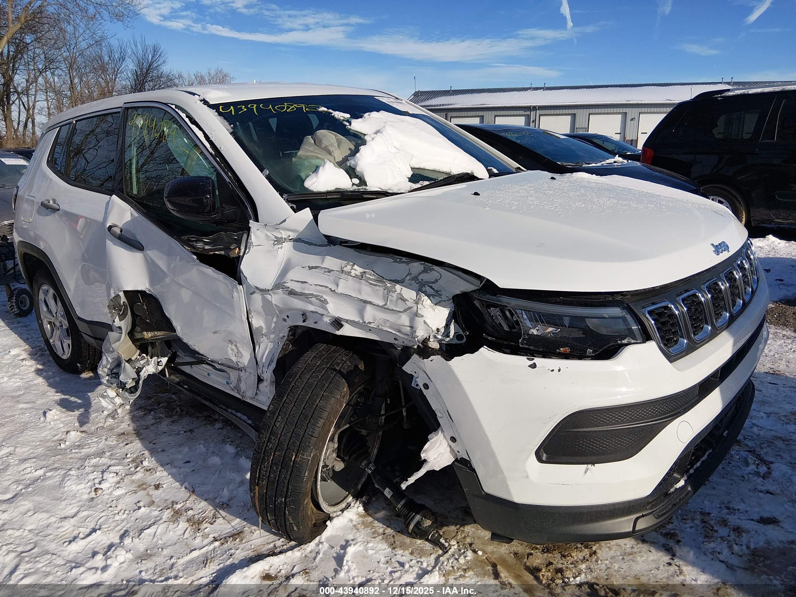 JEEP COMPASS image 6