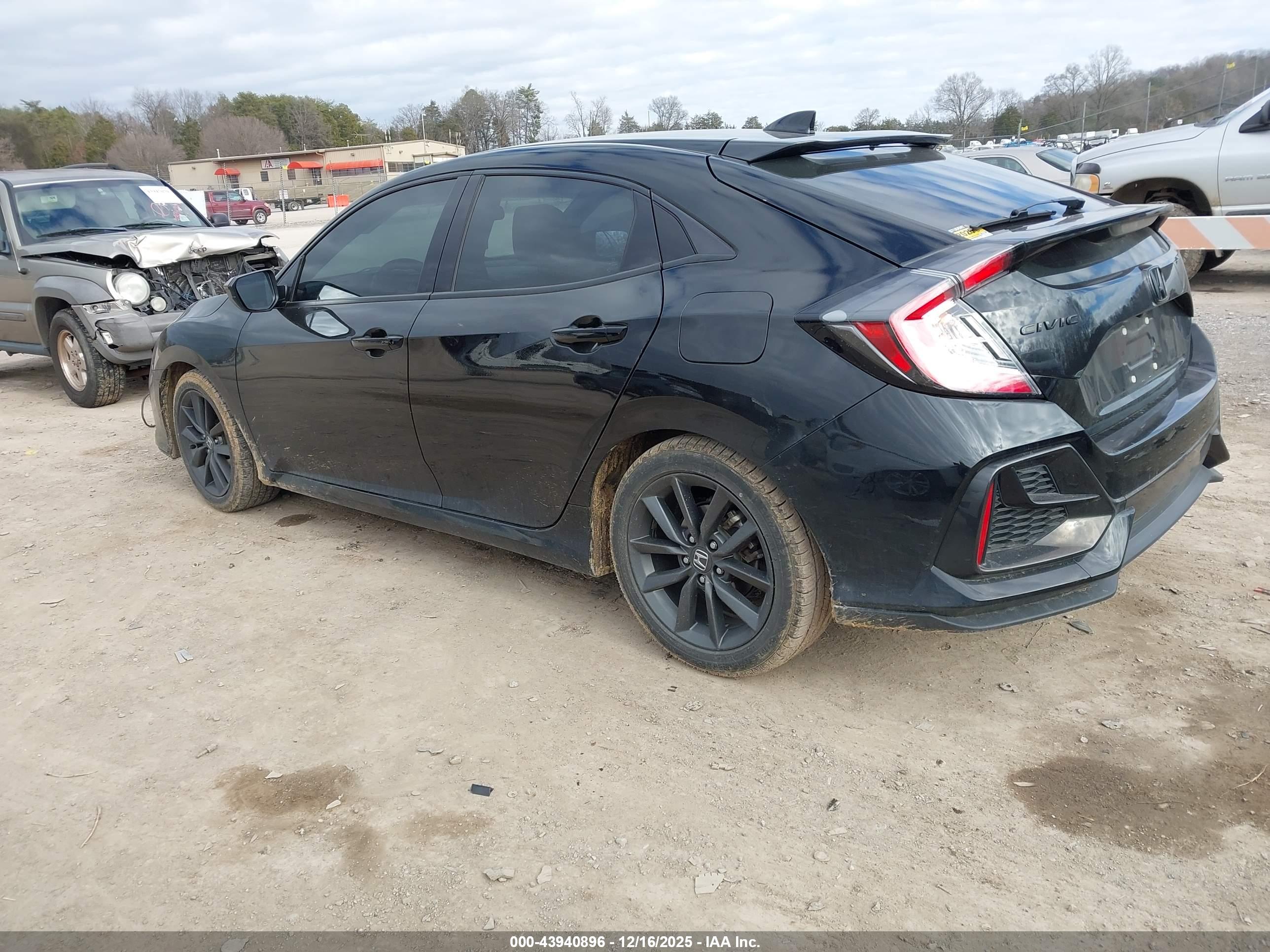 HONDA CIVIC image 3