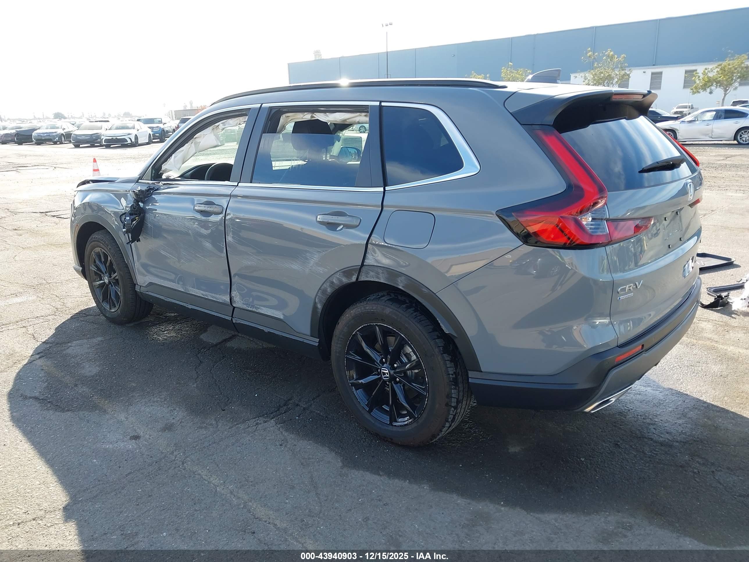 HONDA CR-V image 3