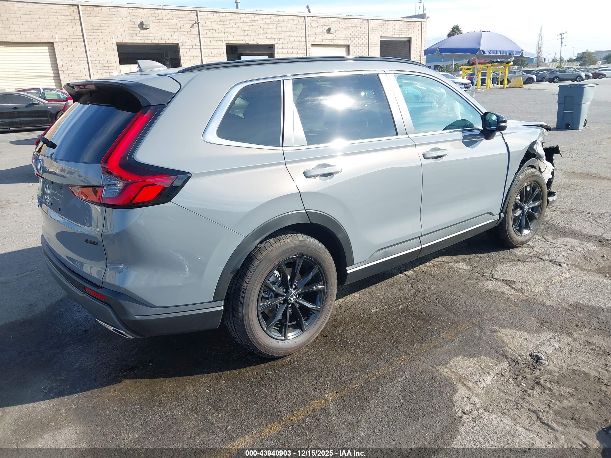 HONDA CR-V image 4