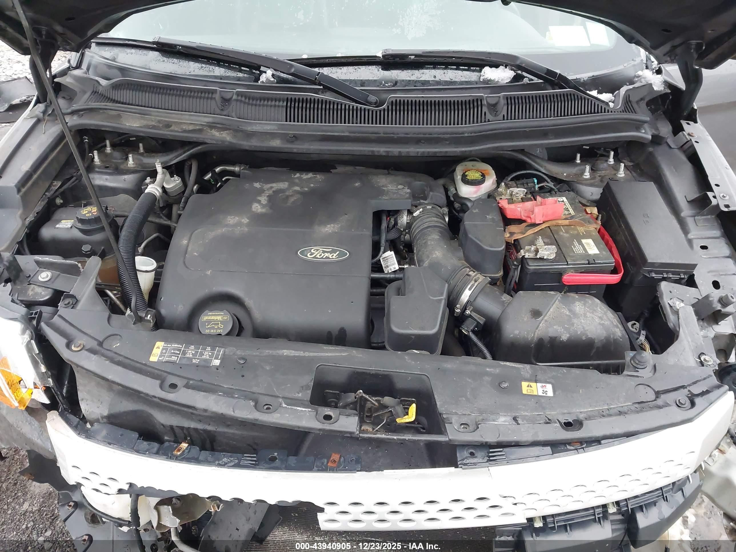 FORD EXPLORER image 10