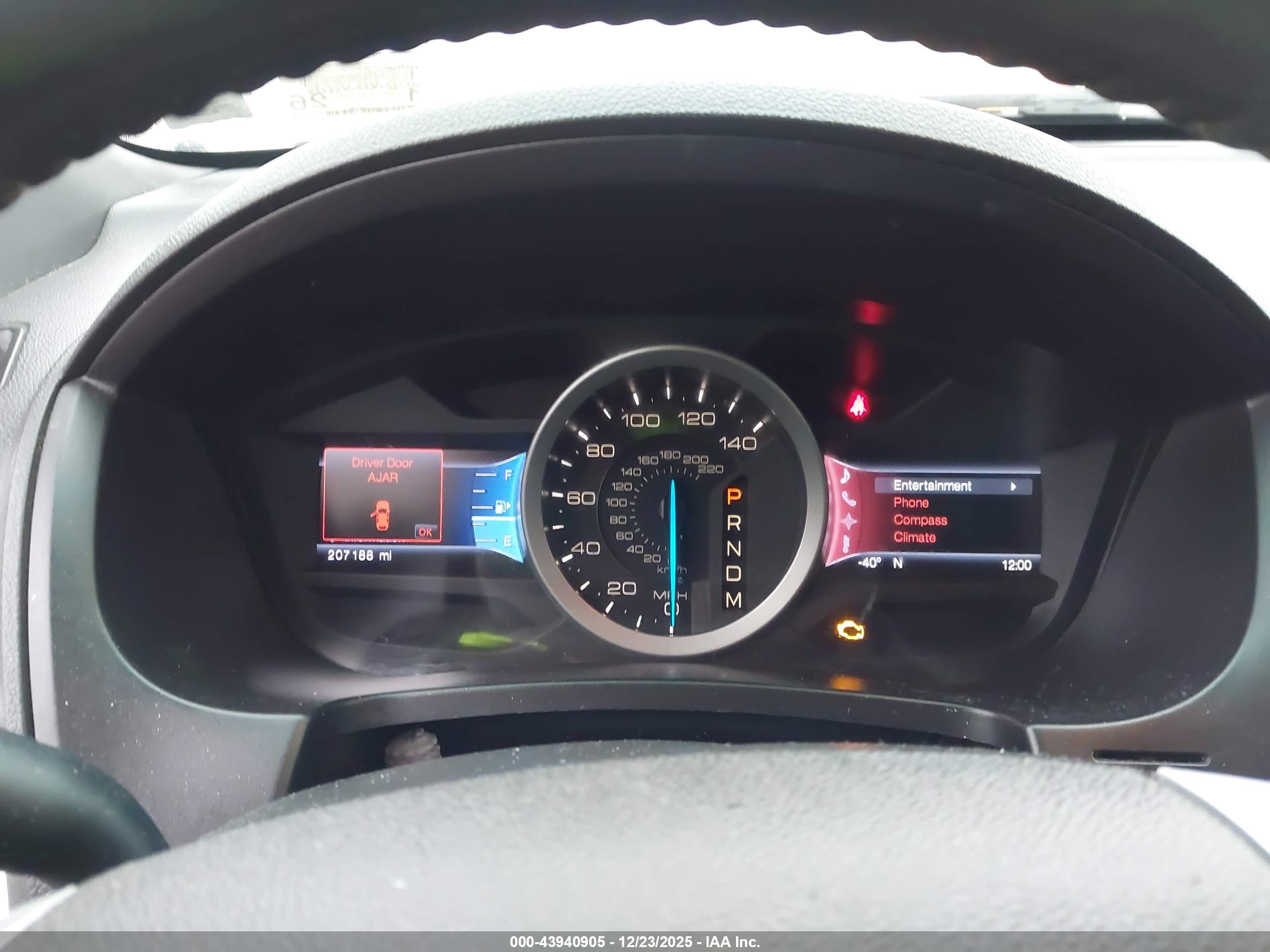 FORD EXPLORER image 7
