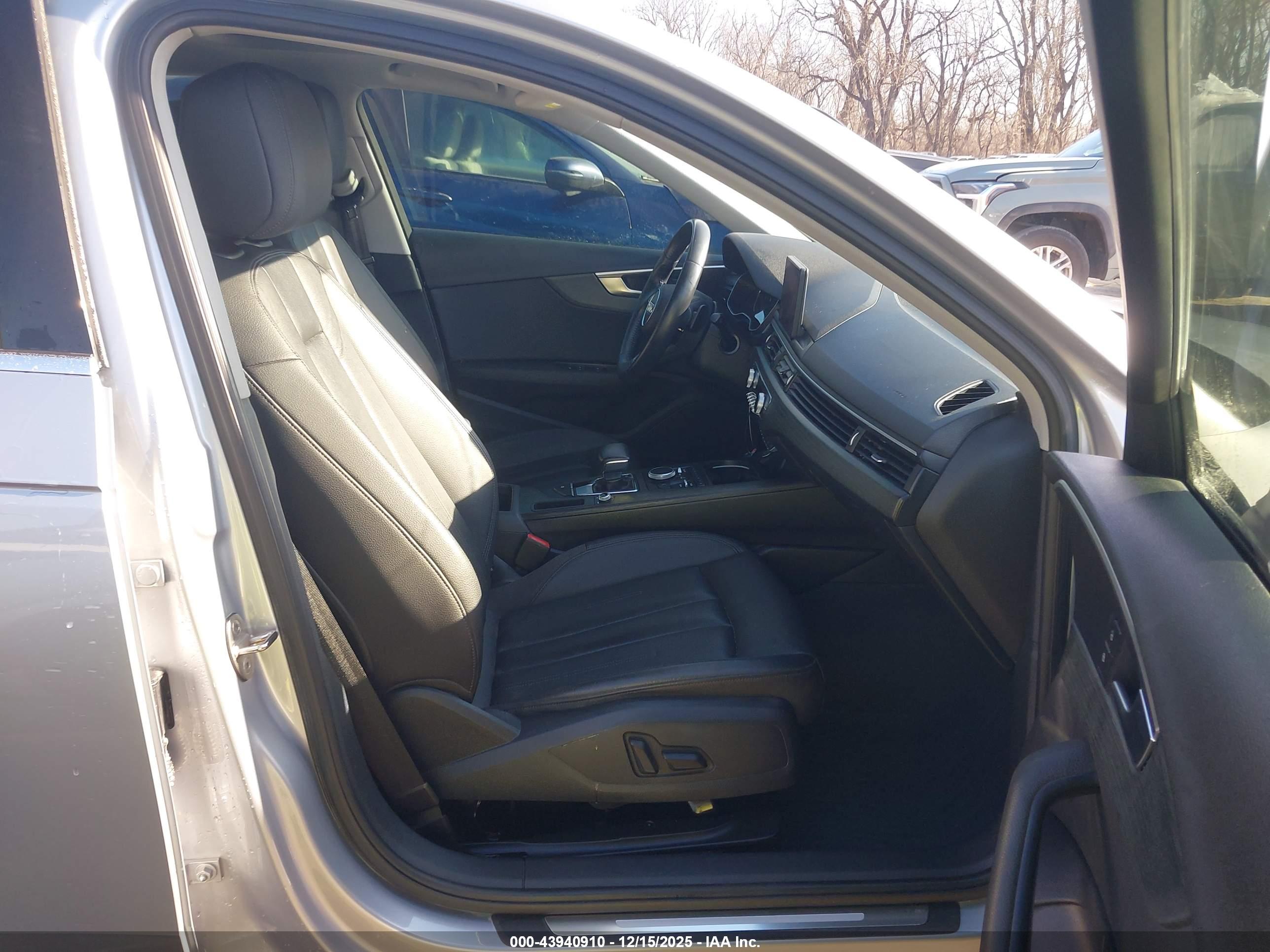 AUDI A4 image 5