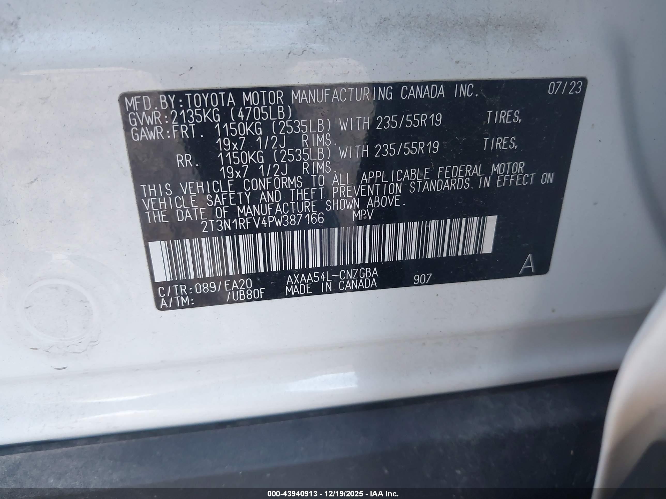 TOYOTA RAV4 image 9