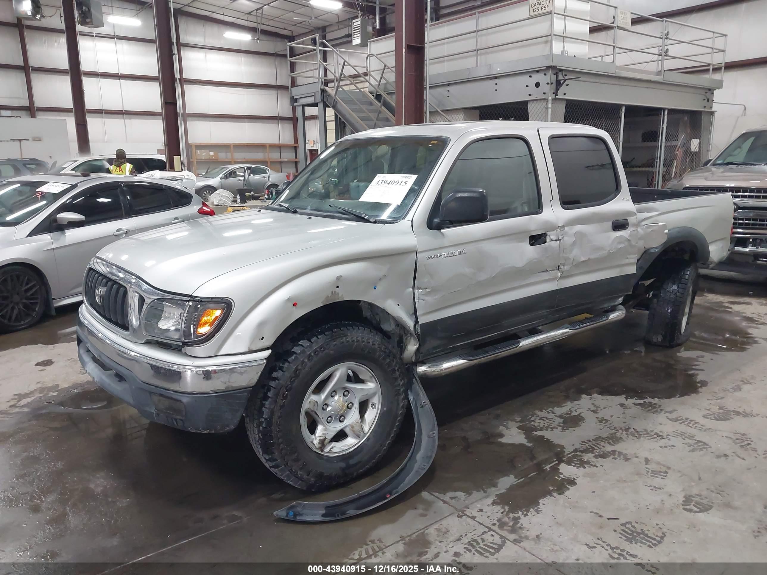 TOYOTA TACOMA image 2