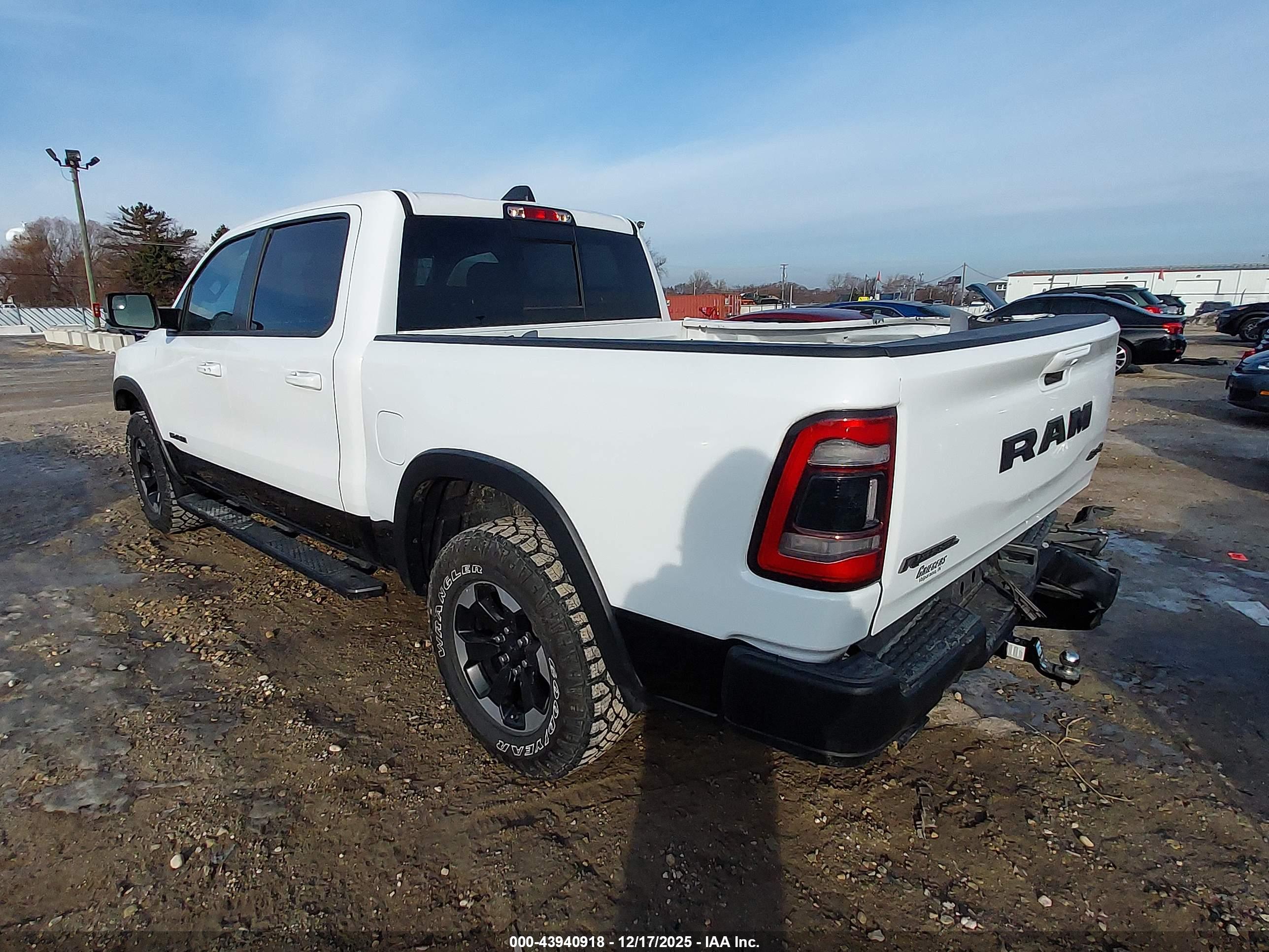 RAM 1500 image 3