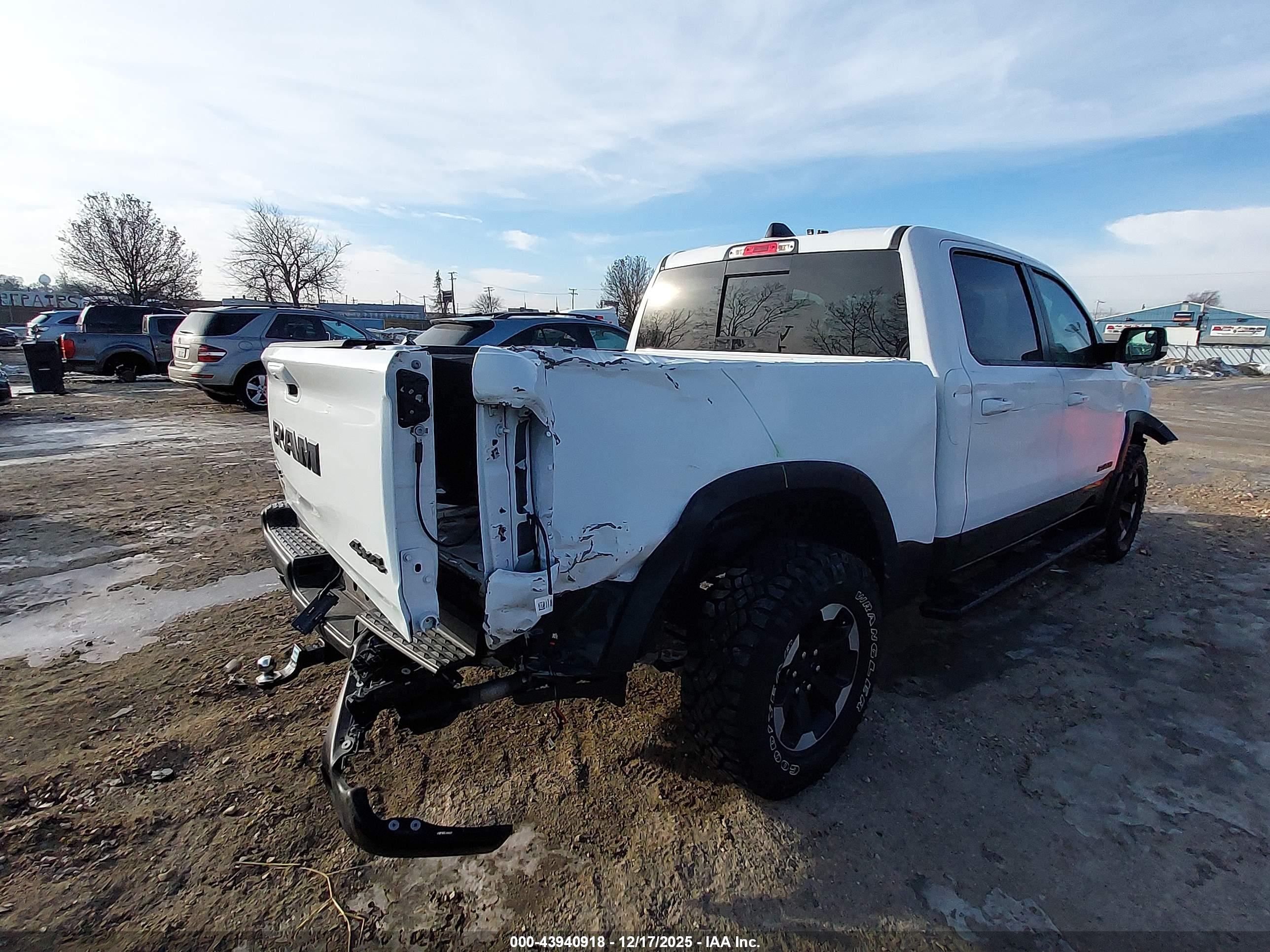 RAM 1500 image 4