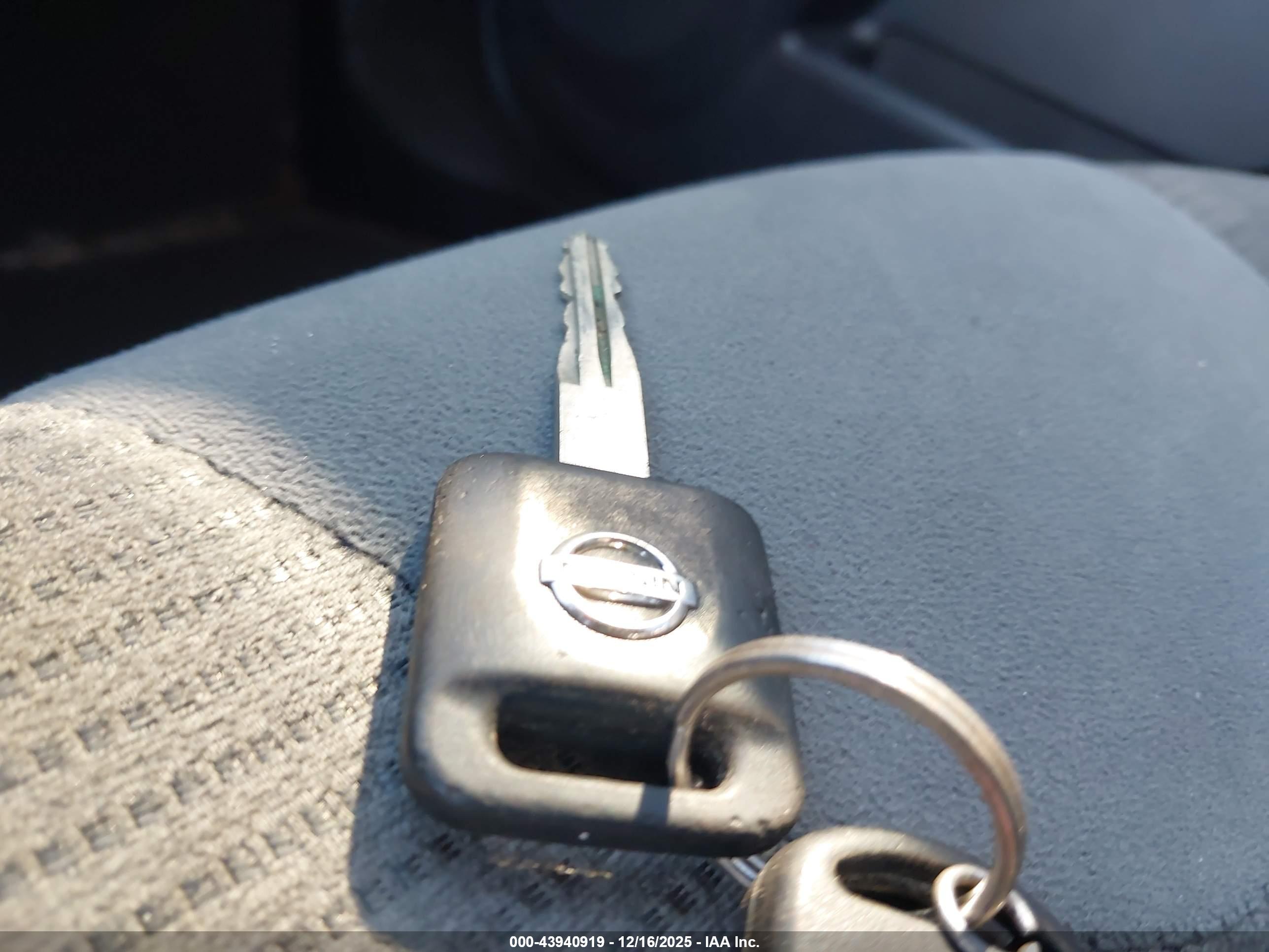 NISSAN SENTRA image 11