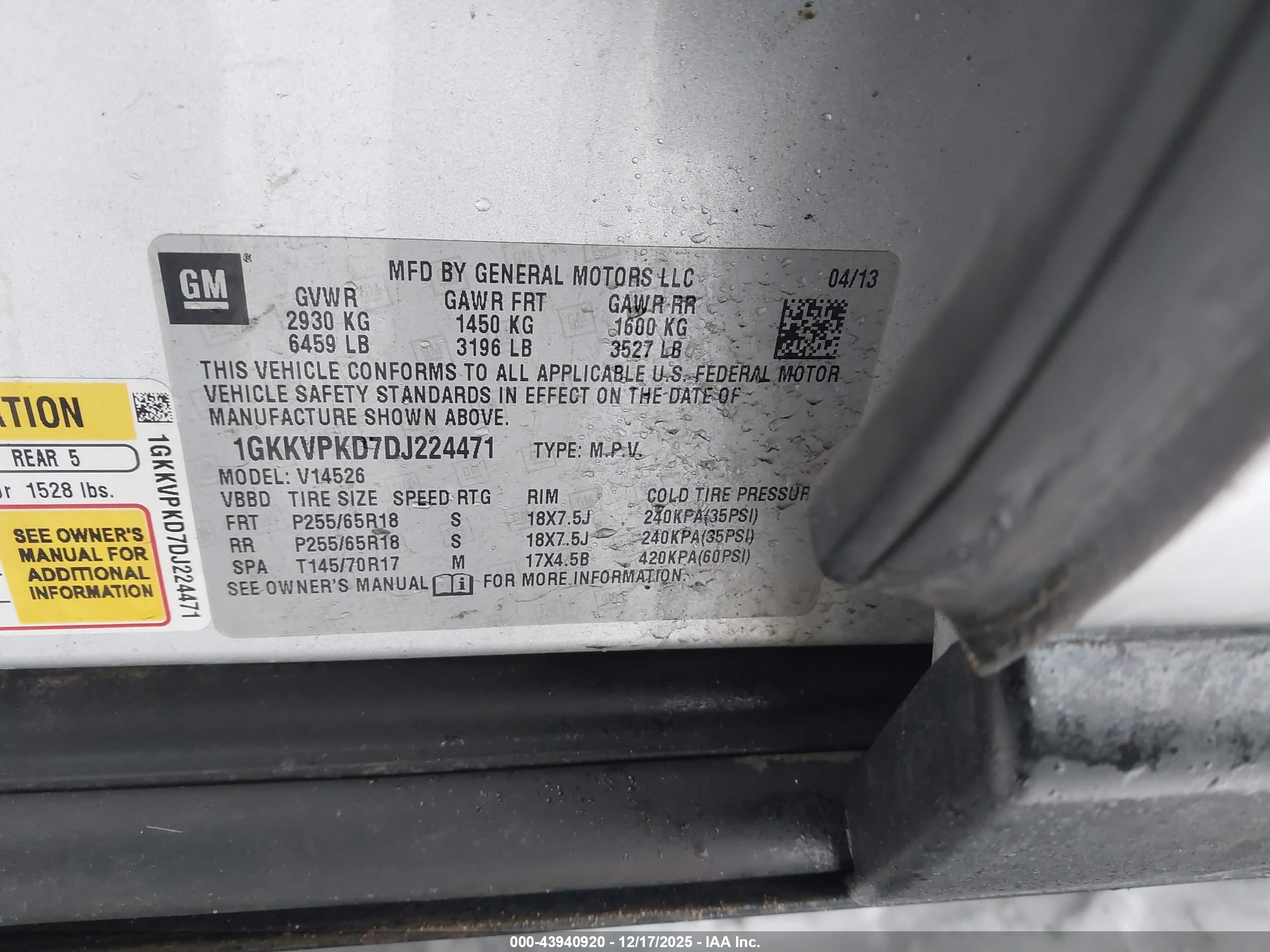 GMC ACADIA image 9
